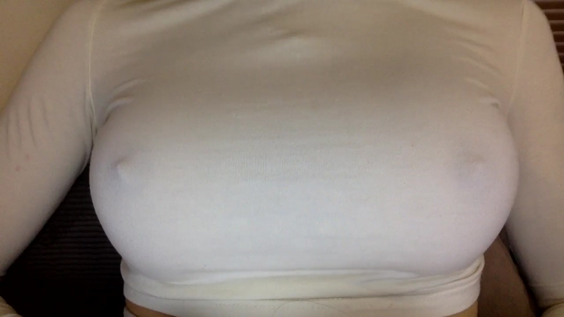 Gallery image thumbnail from EgoisticKitty's myfreecams stream on, 10/06/2024, 11:35 image 4 of 20