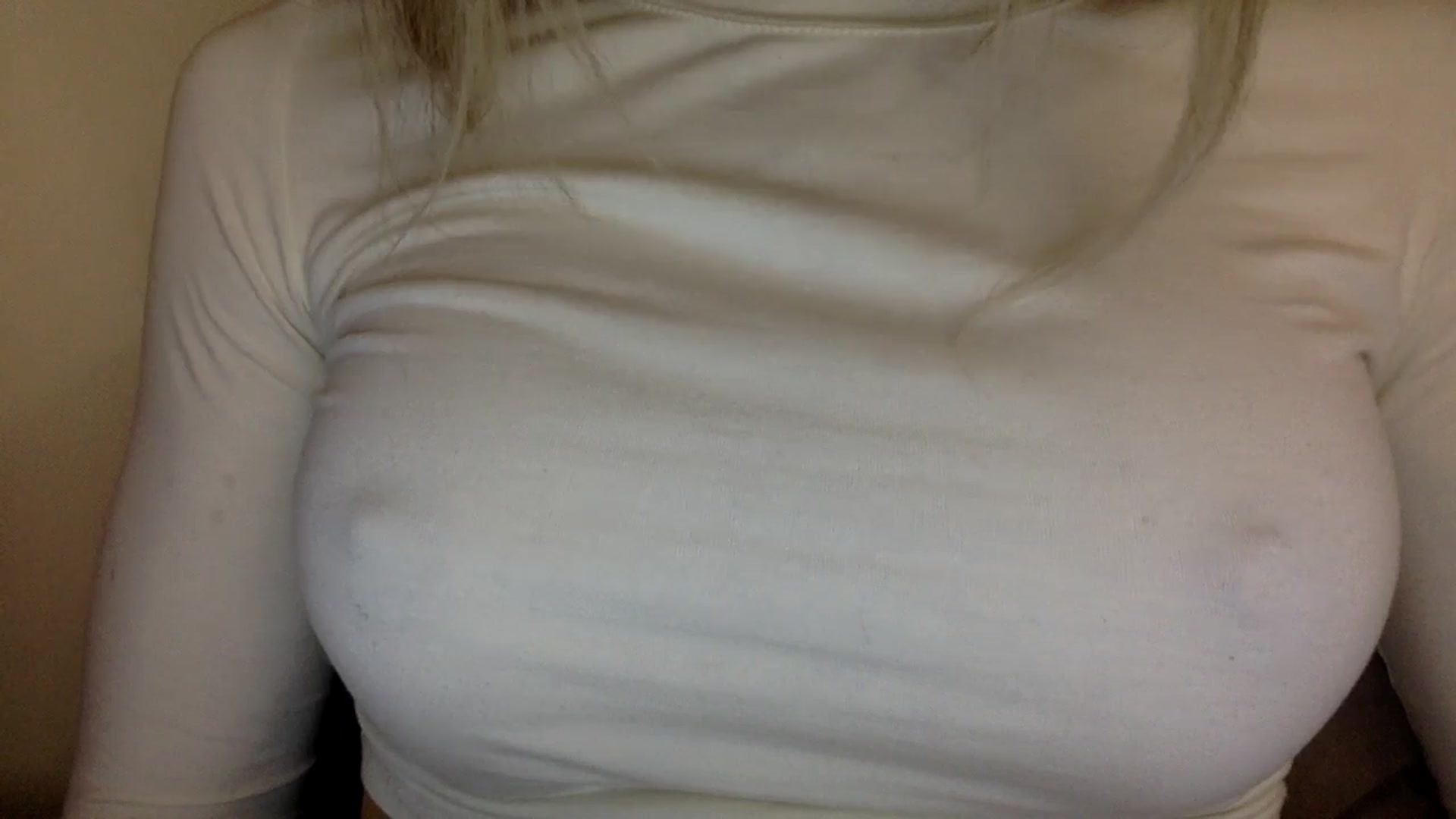 Gallery image thumbnail from EgoisticKitty's myfreecams stream on, 10/06/2024, 13:01 image 3 of 20
