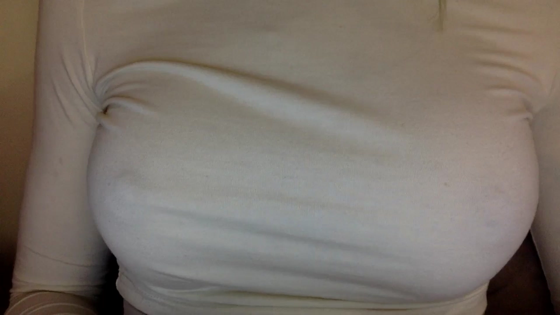 Gallery image thumbnail from EgoisticKitty's myfreecams stream on, 10/06/2024, 13:01 image 19 of 20