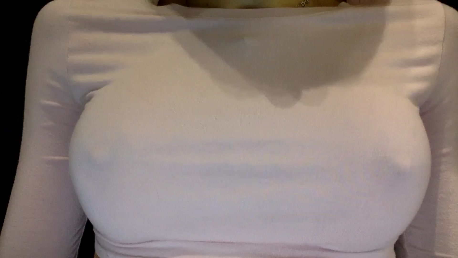Gallery image thumbnail from EgoisticKitty's myfreecams stream on, 10/13/2024, 11:45 image 3 of 20