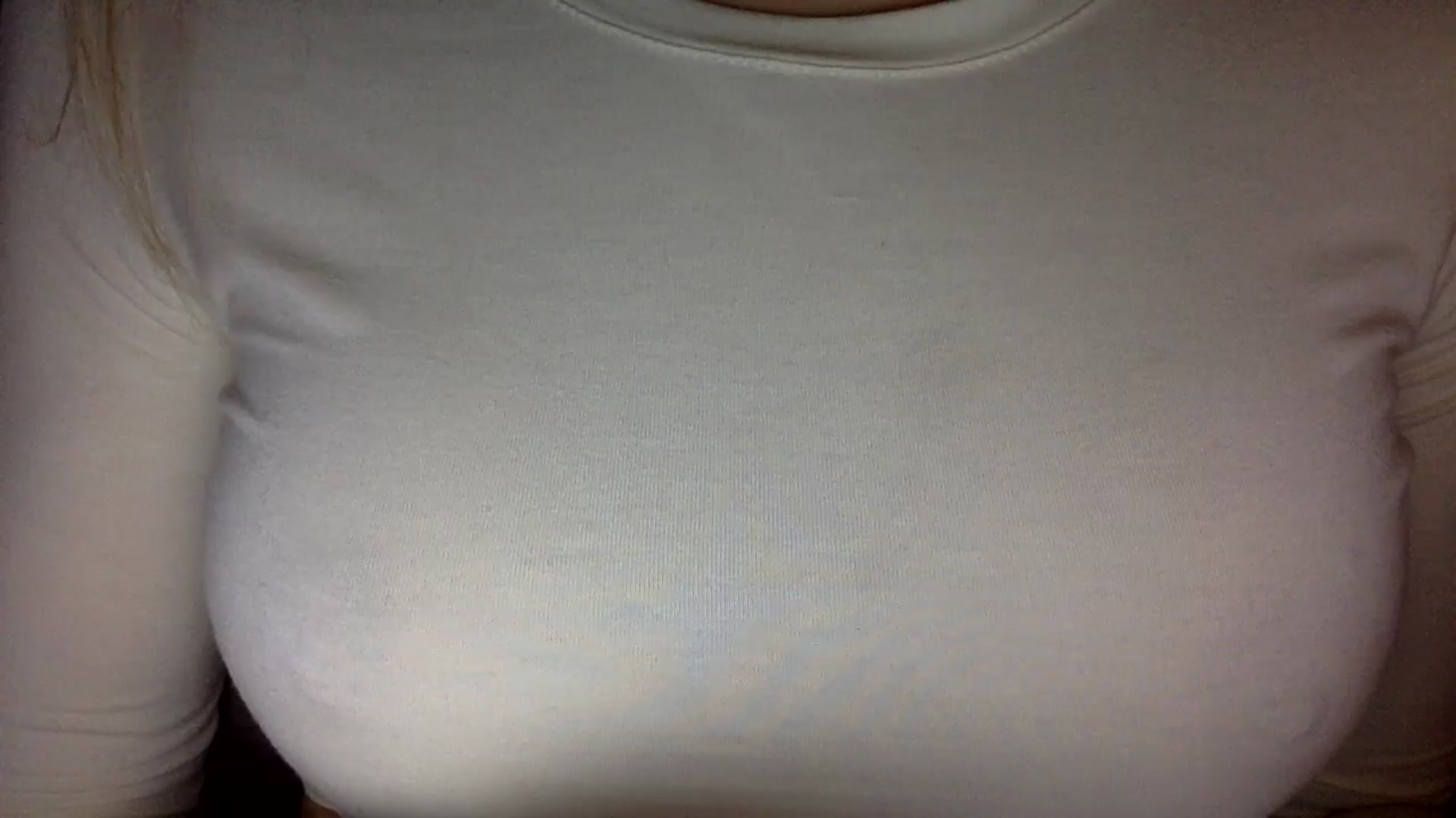 Gallery image thumbnail from EgoisticKitty's myfreecams stream on, 10/14/2024, 08:09 image 15 of 20