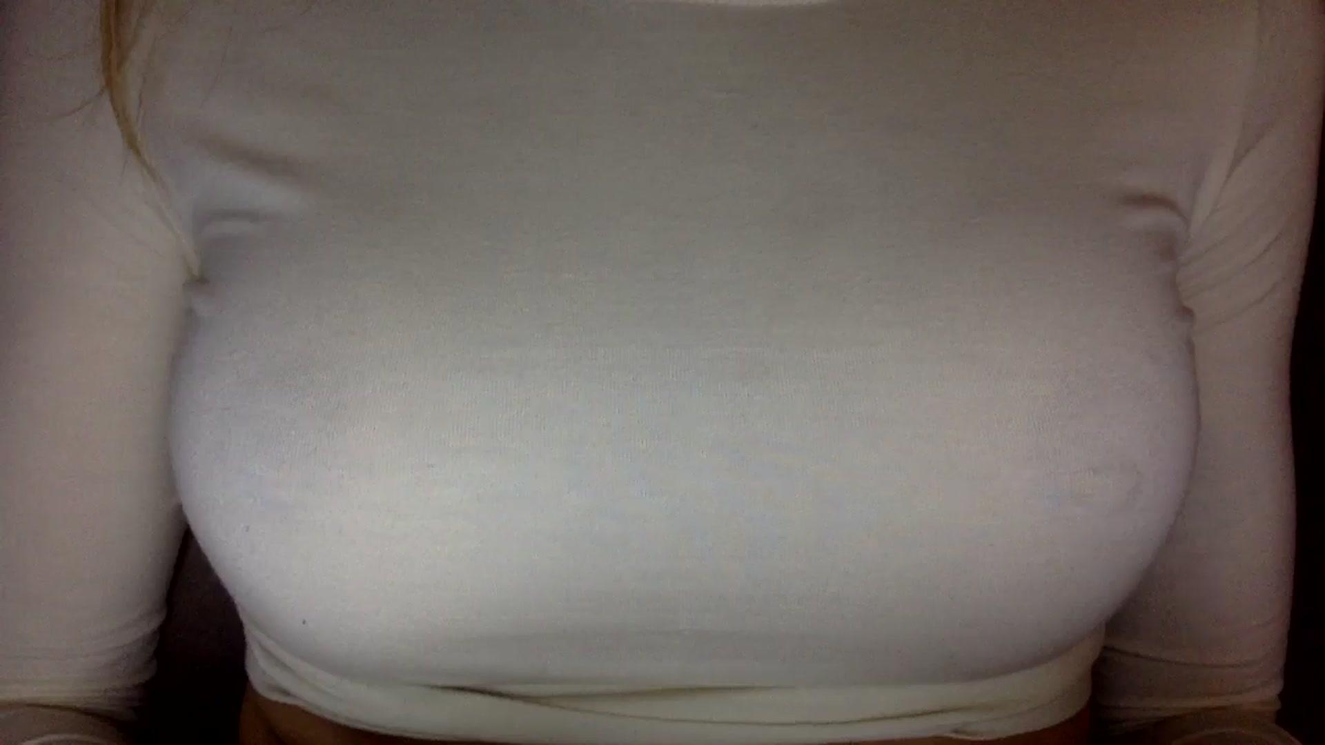 Gallery image thumbnail from EgoisticKitty's myfreecams stream on, 10/14/2024, 08:09 image 16 of 20