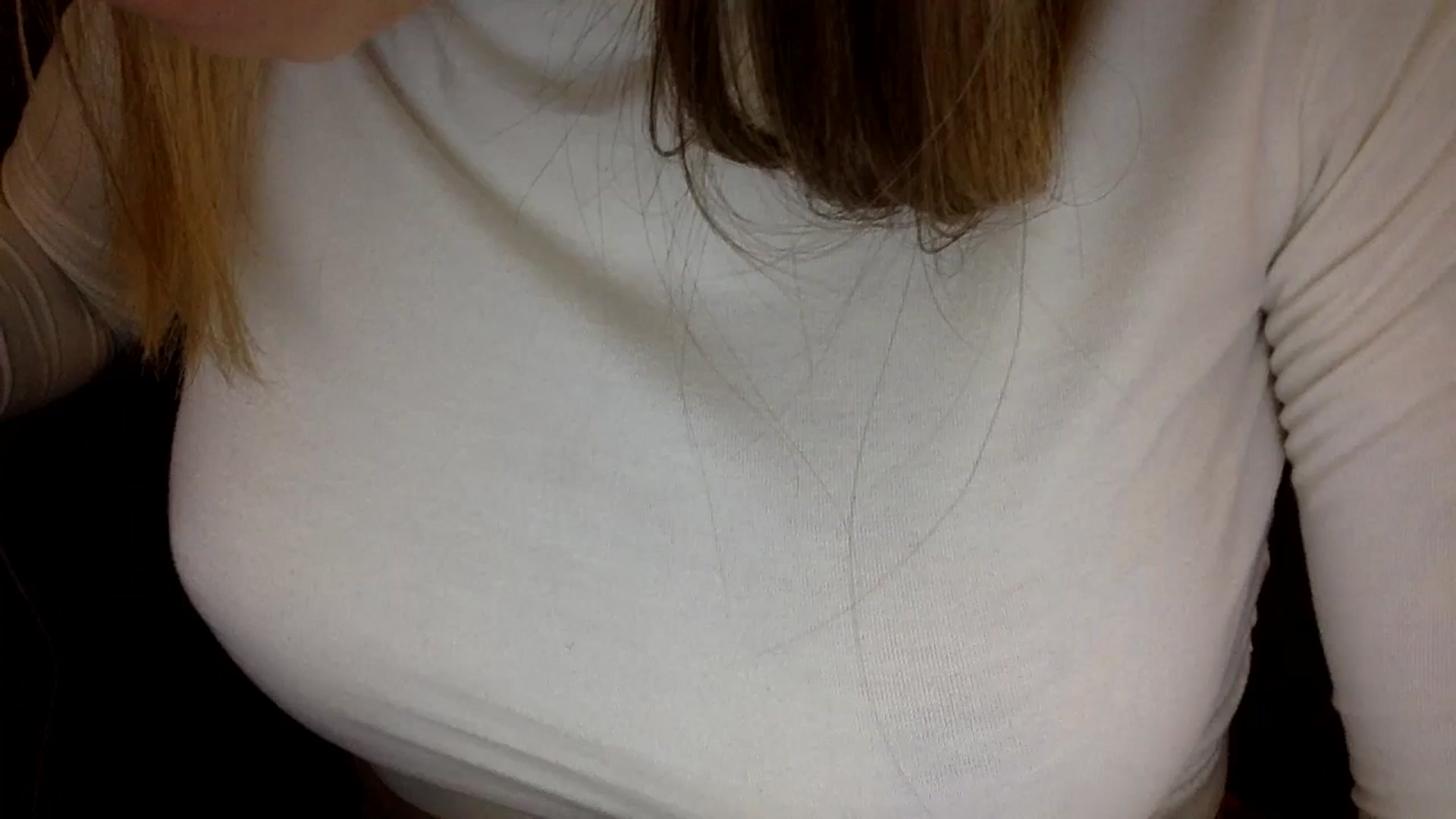 Gallery image thumbnail from EgoisticKitty's myfreecams stream on, 10/14/2024, 17:12 image 4 of 20