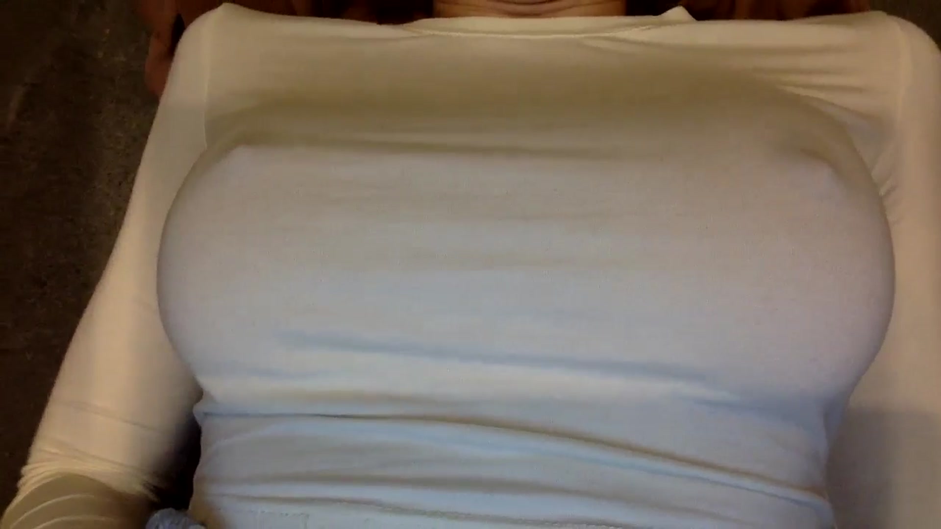 Gallery image thumbnail from EgoisticKitty's myfreecams stream on, 10/16/2024, 11:35 image 16 of 20