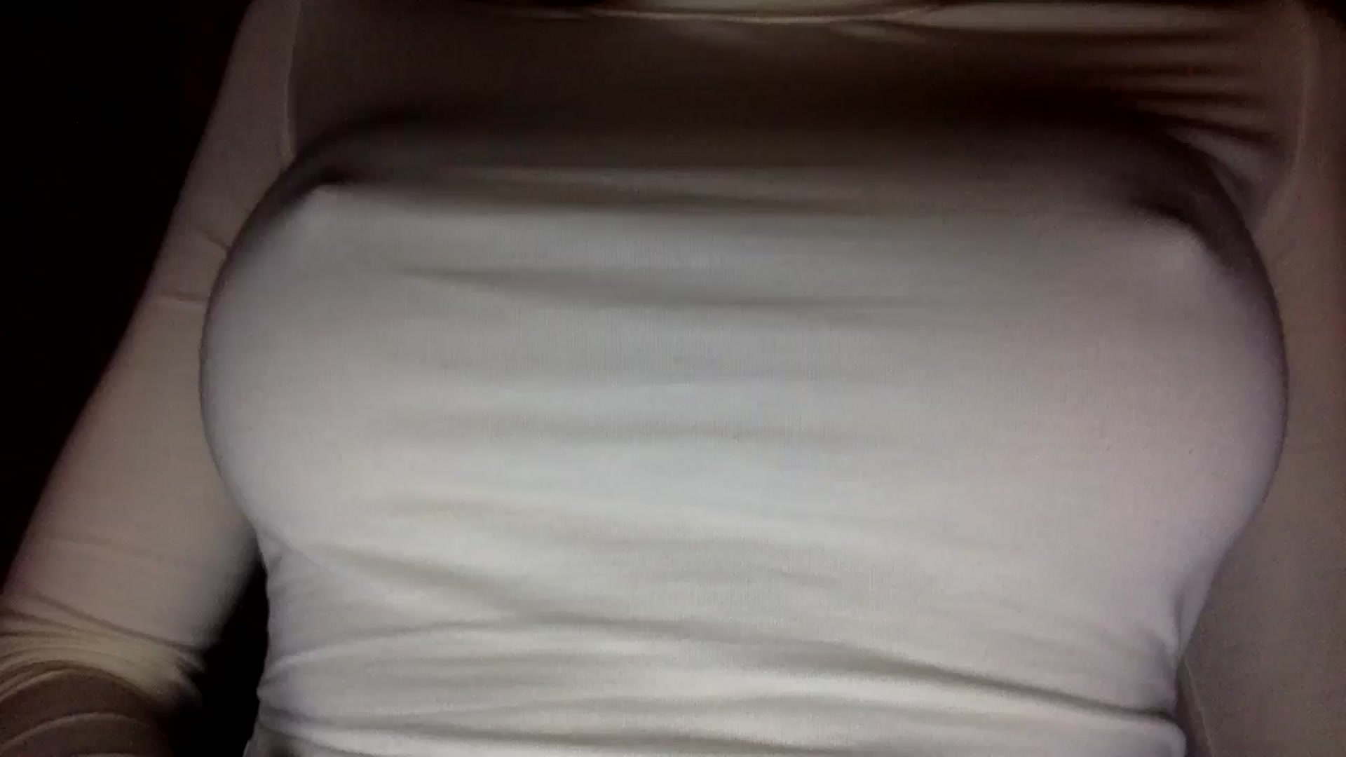 Gallery image thumbnail from EgoisticKitty's myfreecams stream on, 10/16/2024, 11:35 image 19 of 20