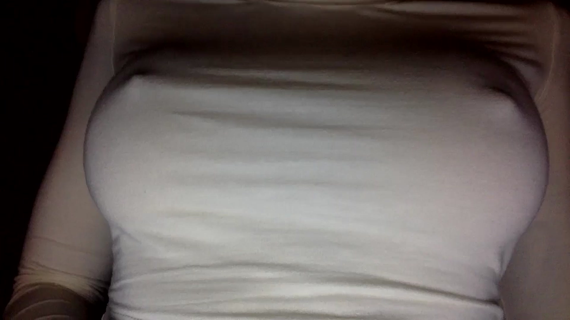 Gallery image thumbnail from EgoisticKitty's myfreecams stream on, 10/16/2024, 11:35 image 18 of 20