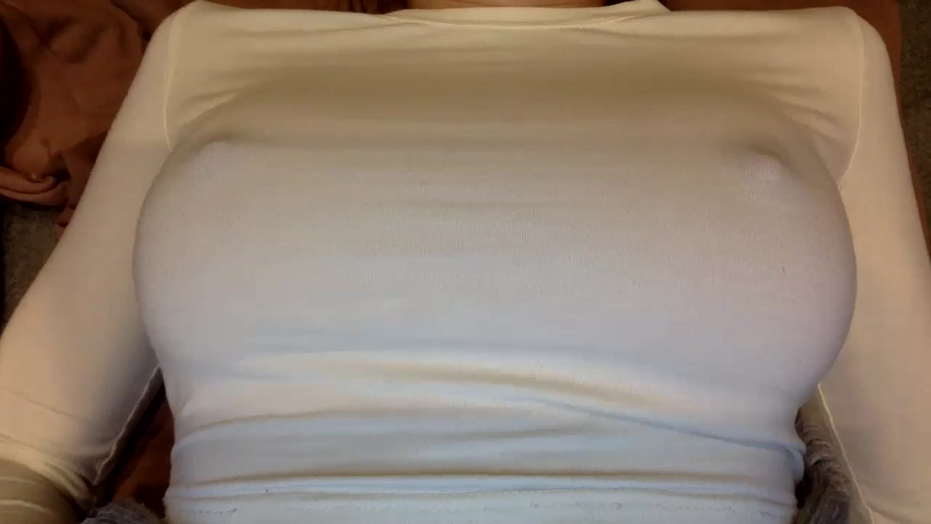 Gallery image thumbnail from EgoisticKitty's myfreecams stream on, 10/16/2024, 13:07 image 11 of 20