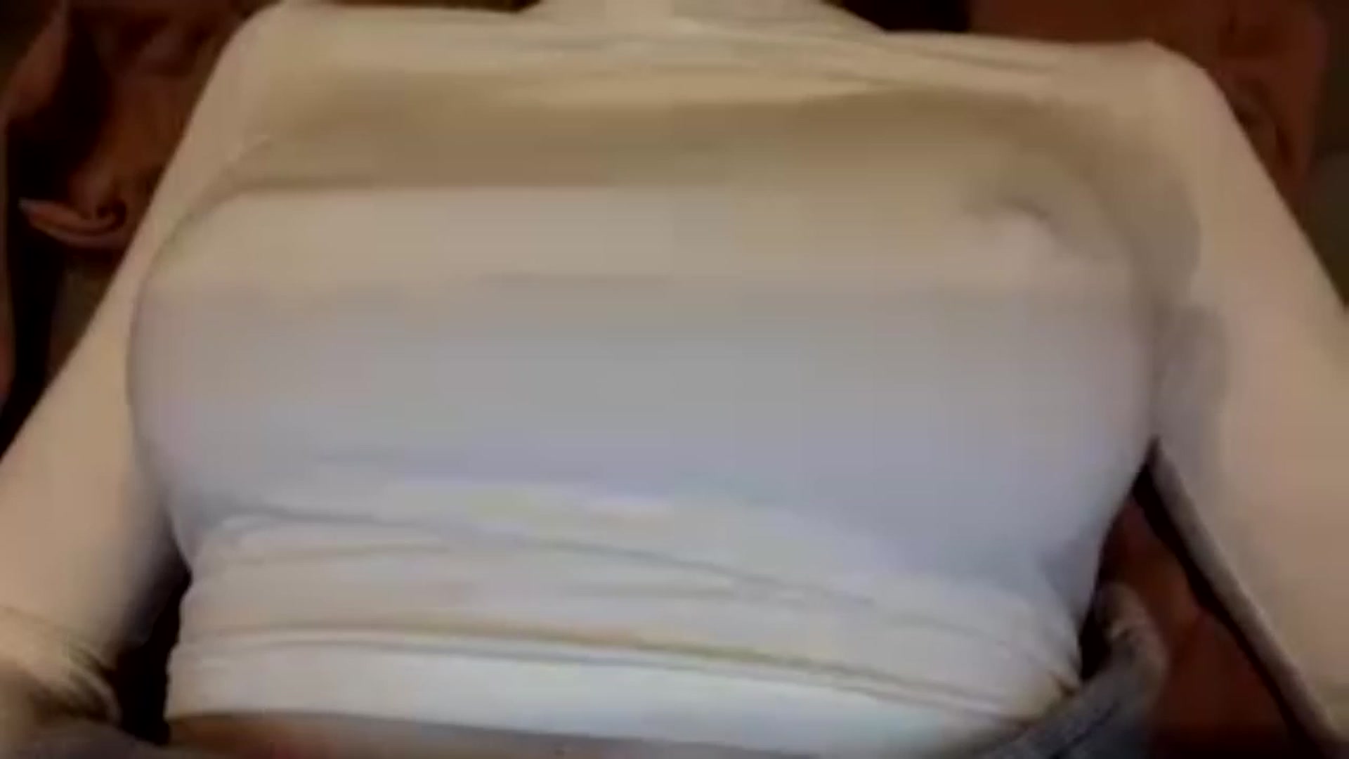 Gallery image thumbnail from EgoisticKitty's myfreecams stream on, 10/16/2024, 13:07 image 19 of 20