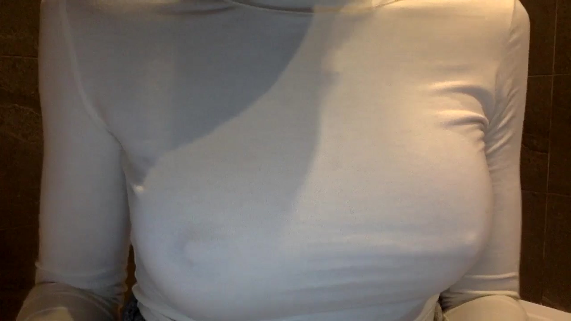 Gallery image thumbnail from EgoisticKitty's myfreecams stream on, 10/16/2024, 13:52 image 9 of 20