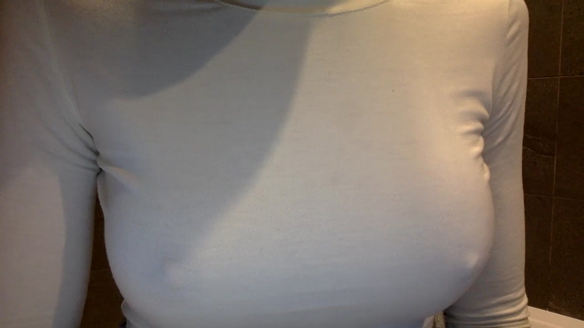 Gallery image thumbnail from EgoisticKitty's myfreecams stream on, 10/16/2024, 13:52 image 18 of 20