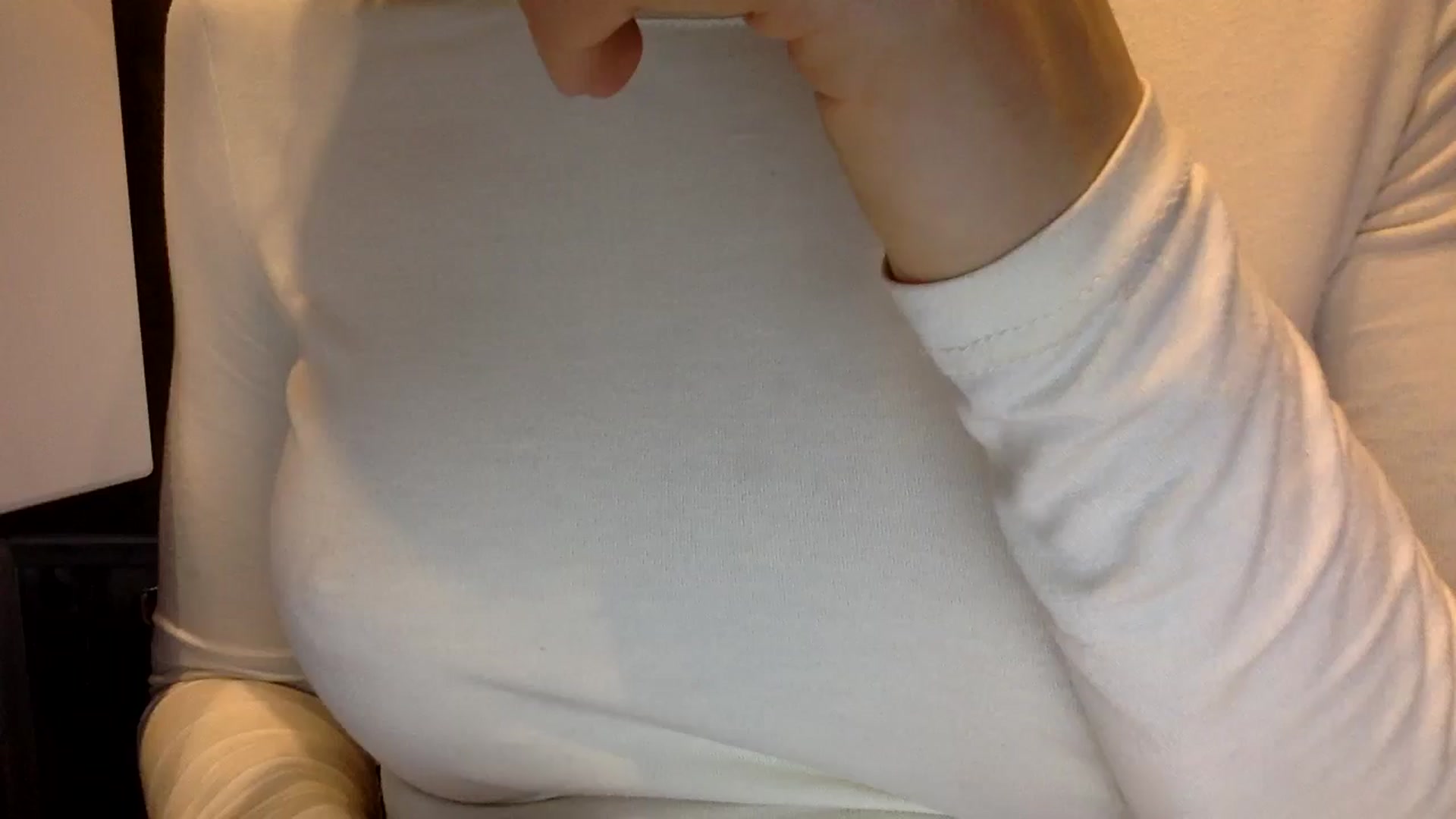 Gallery image thumbnail from EgoisticKitty's myfreecams stream on, 10/16/2024, 14:51 image 4 of 20