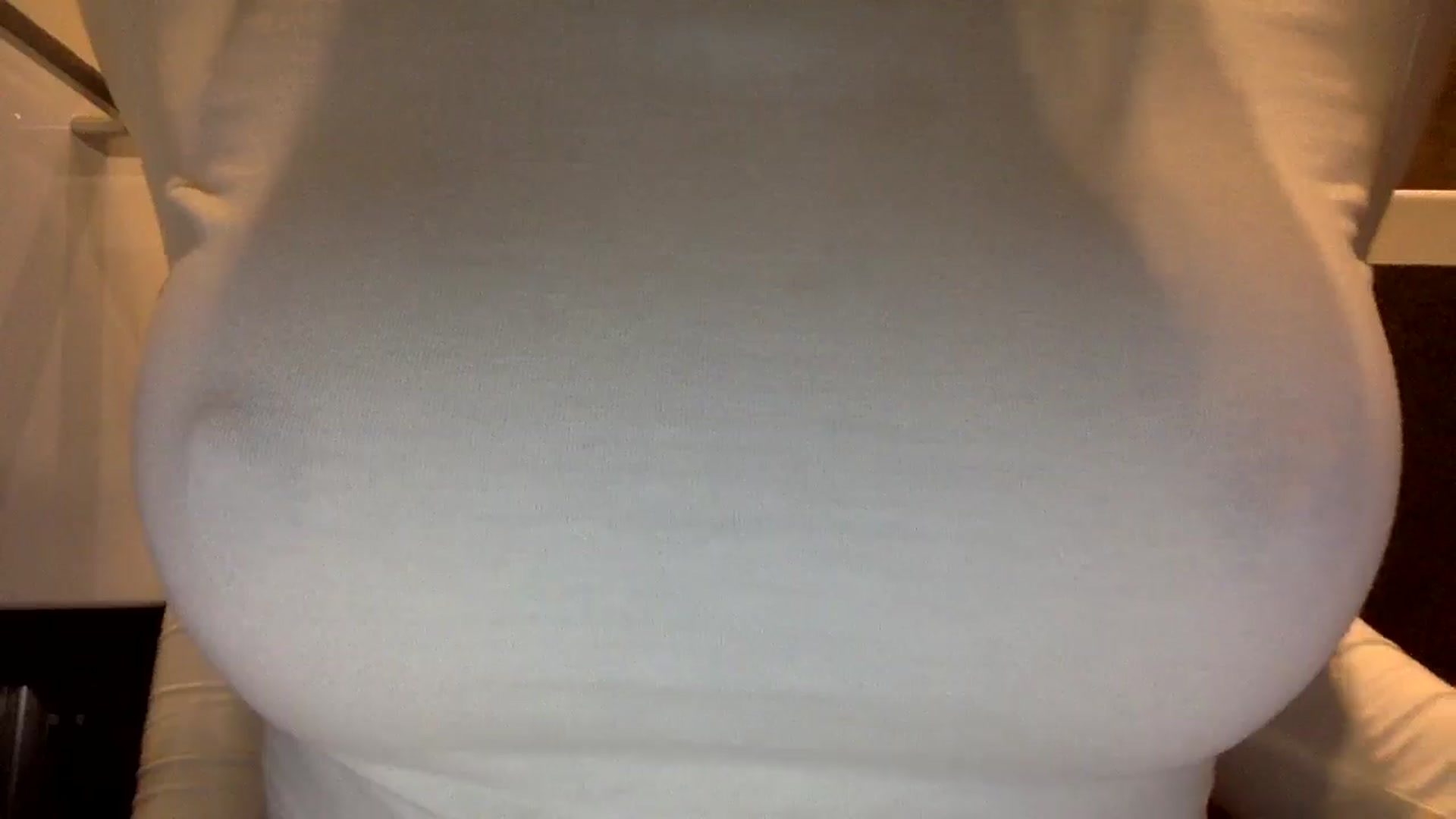 Gallery image thumbnail from EgoisticKitty's myfreecams stream on, 10/16/2024, 14:51 image 18 of 20