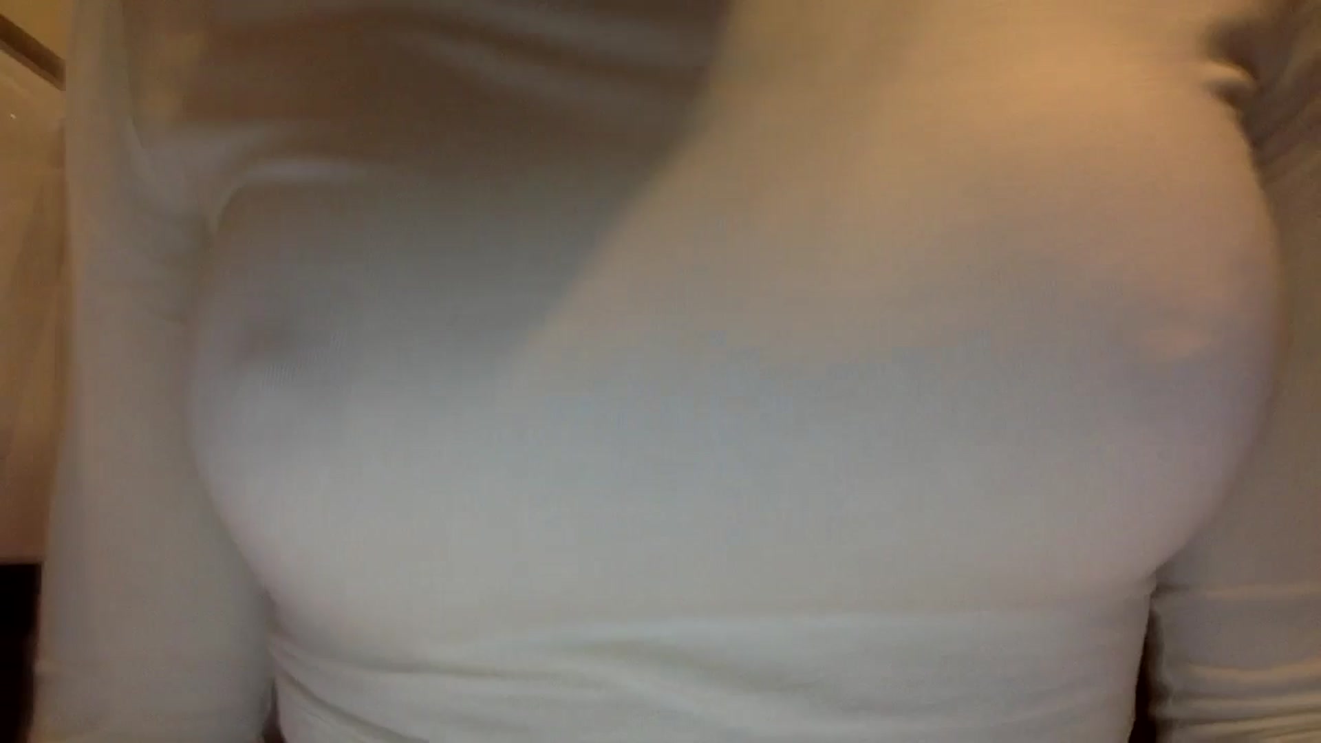 Gallery image thumbnail from EgoisticKitty's myfreecams stream on, 10/16/2024, 14:51 image 17 of 20