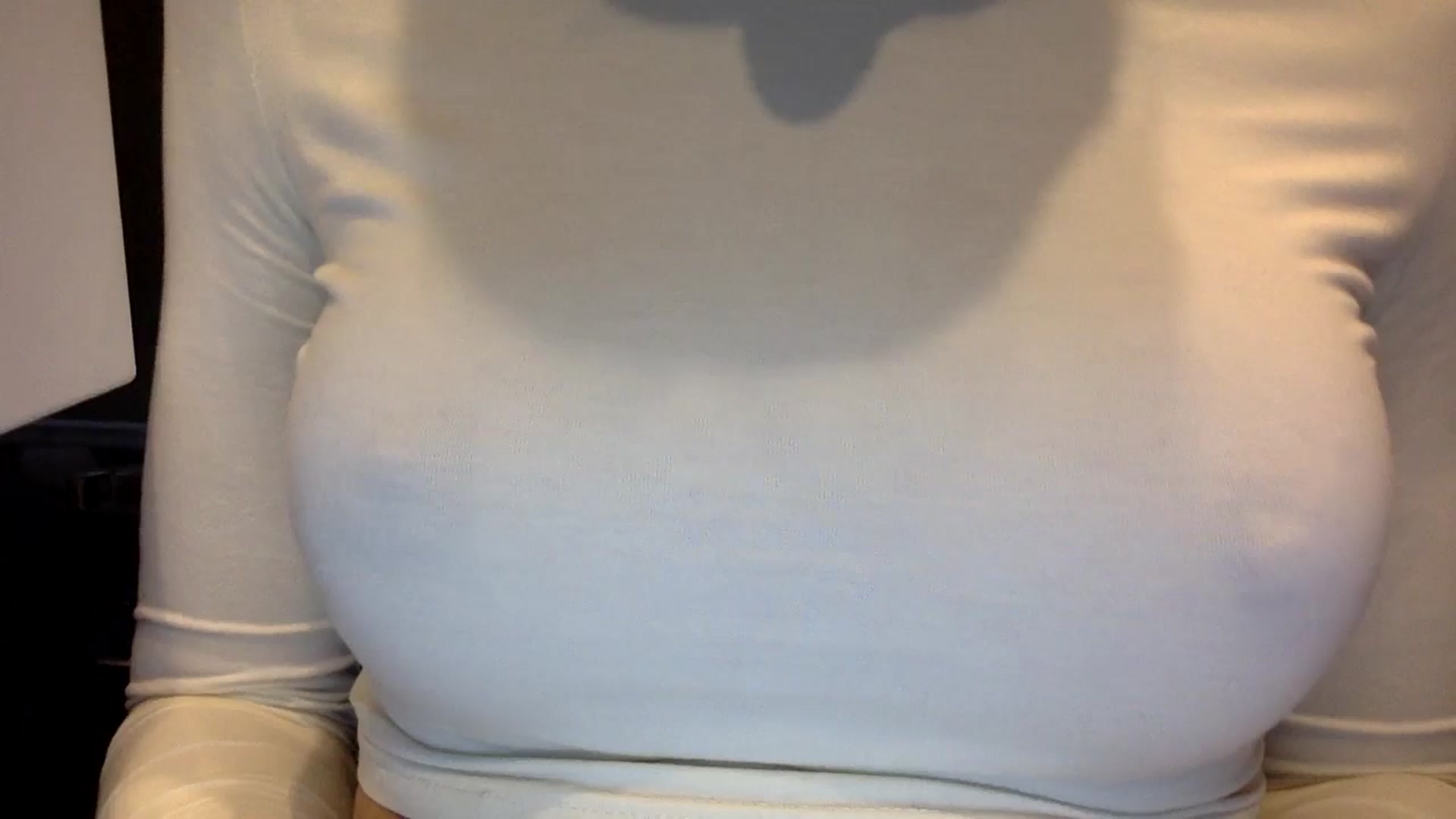 Gallery image thumbnail from EgoisticKitty's myfreecams stream on, 10/16/2024, 14:51 image 15 of 20