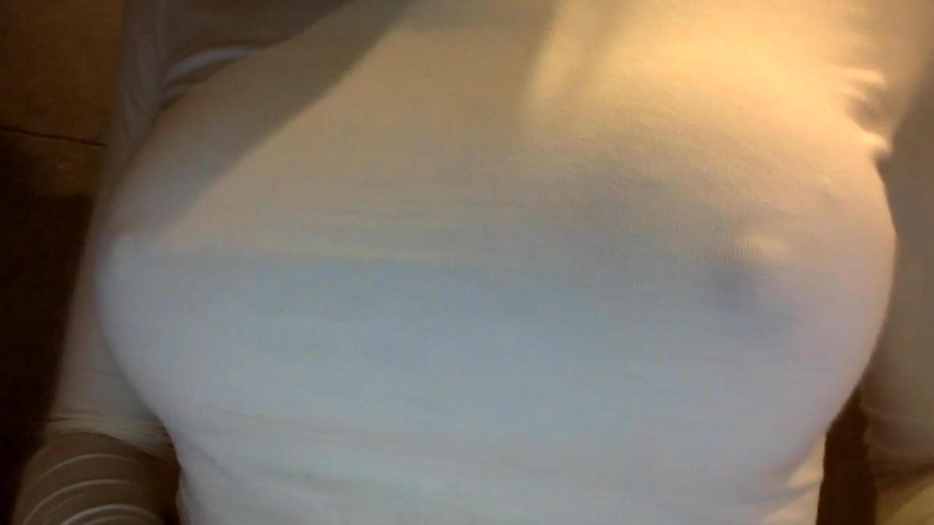 Gallery image thumbnail from EgoisticKitty's myfreecams stream on, 10/16/2024, 15:28 image 3 of 20