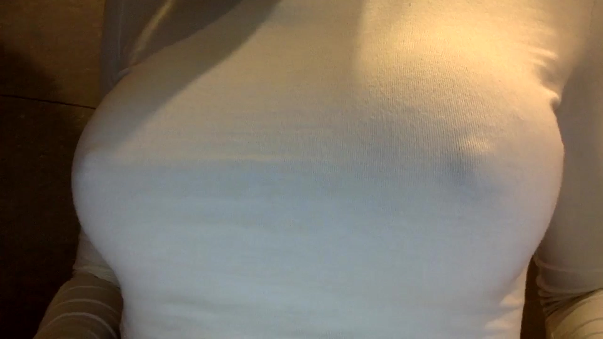 Gallery image thumbnail from EgoisticKitty's myfreecams stream on, 10/16/2024, 15:28 image 4 of 20