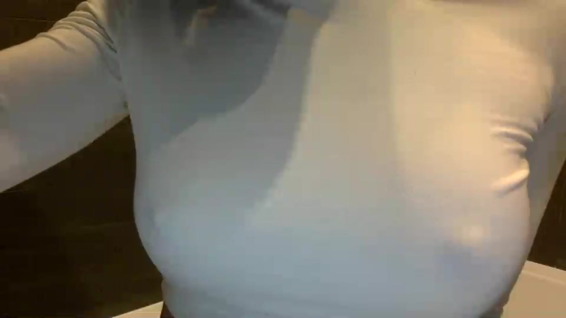 Gallery image thumbnail from EgoisticKitty's myfreecams stream on, 10/16/2024, 16:03 image 2 of 20