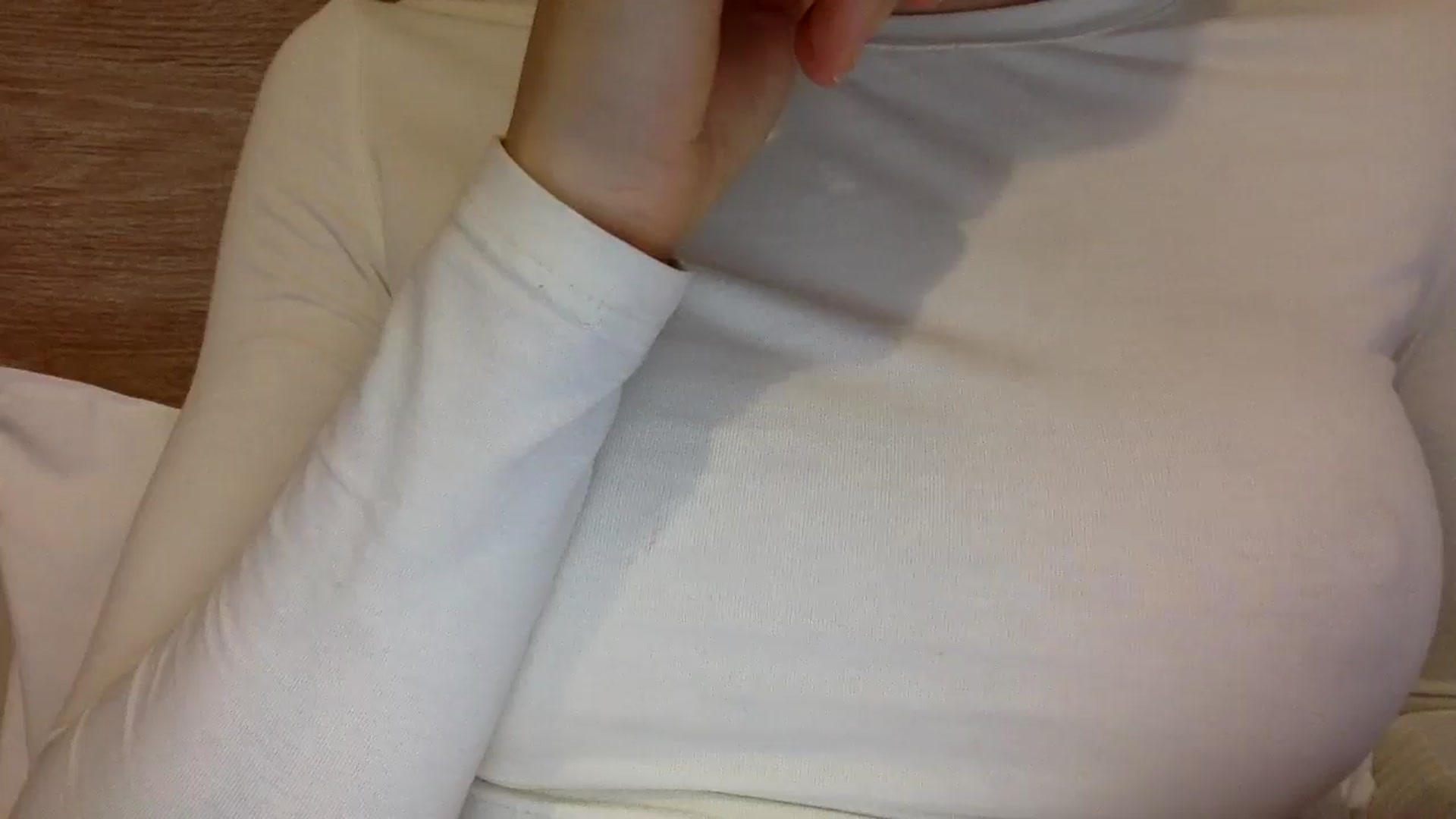 Gallery image thumbnail from EgoisticKitty's myfreecams stream on, 10/17/2024, 14:49 image 9 of 20