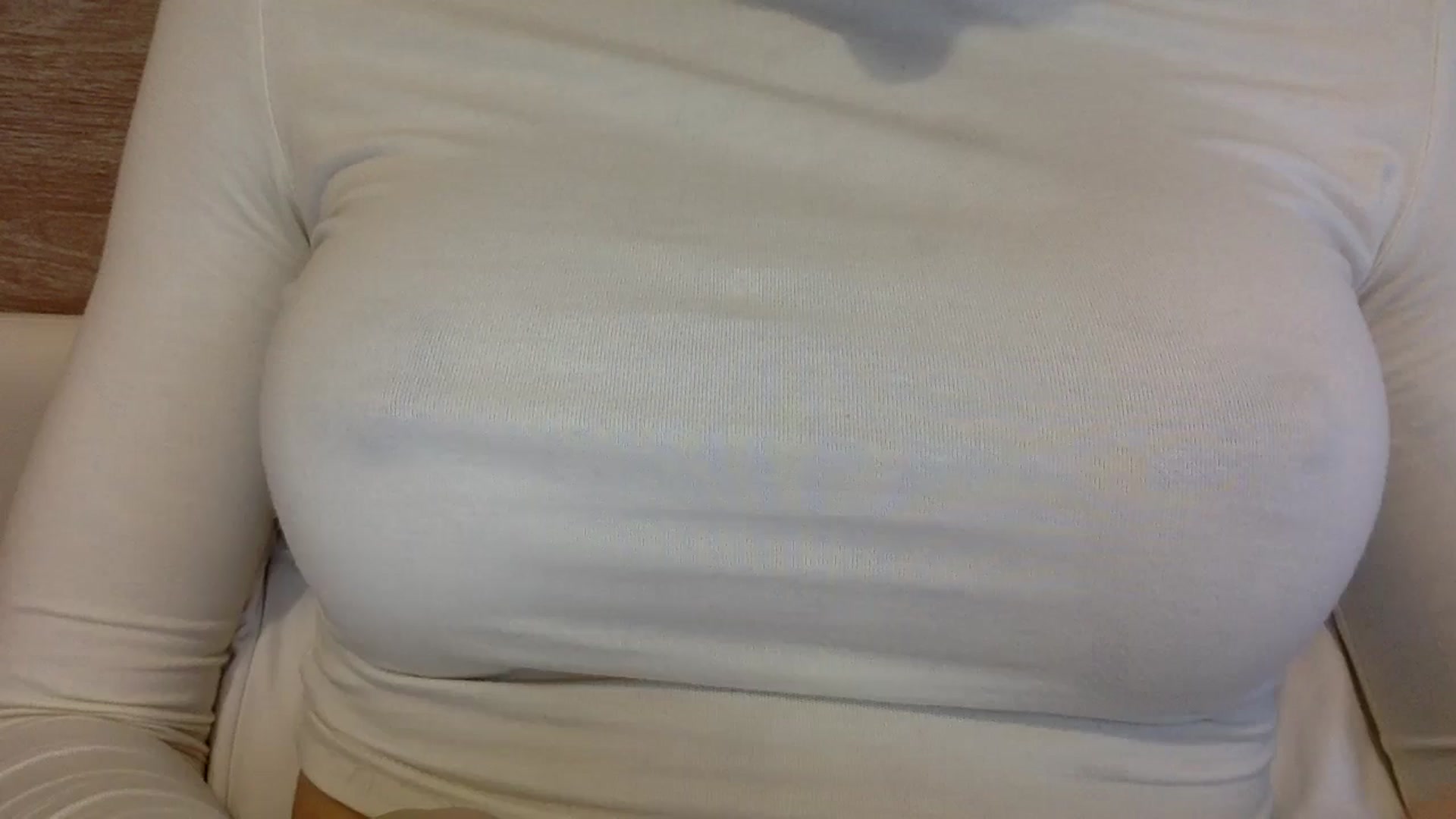 Gallery image thumbnail from EgoisticKitty's myfreecams stream on, 10/17/2024, 14:49 image 1 of 20