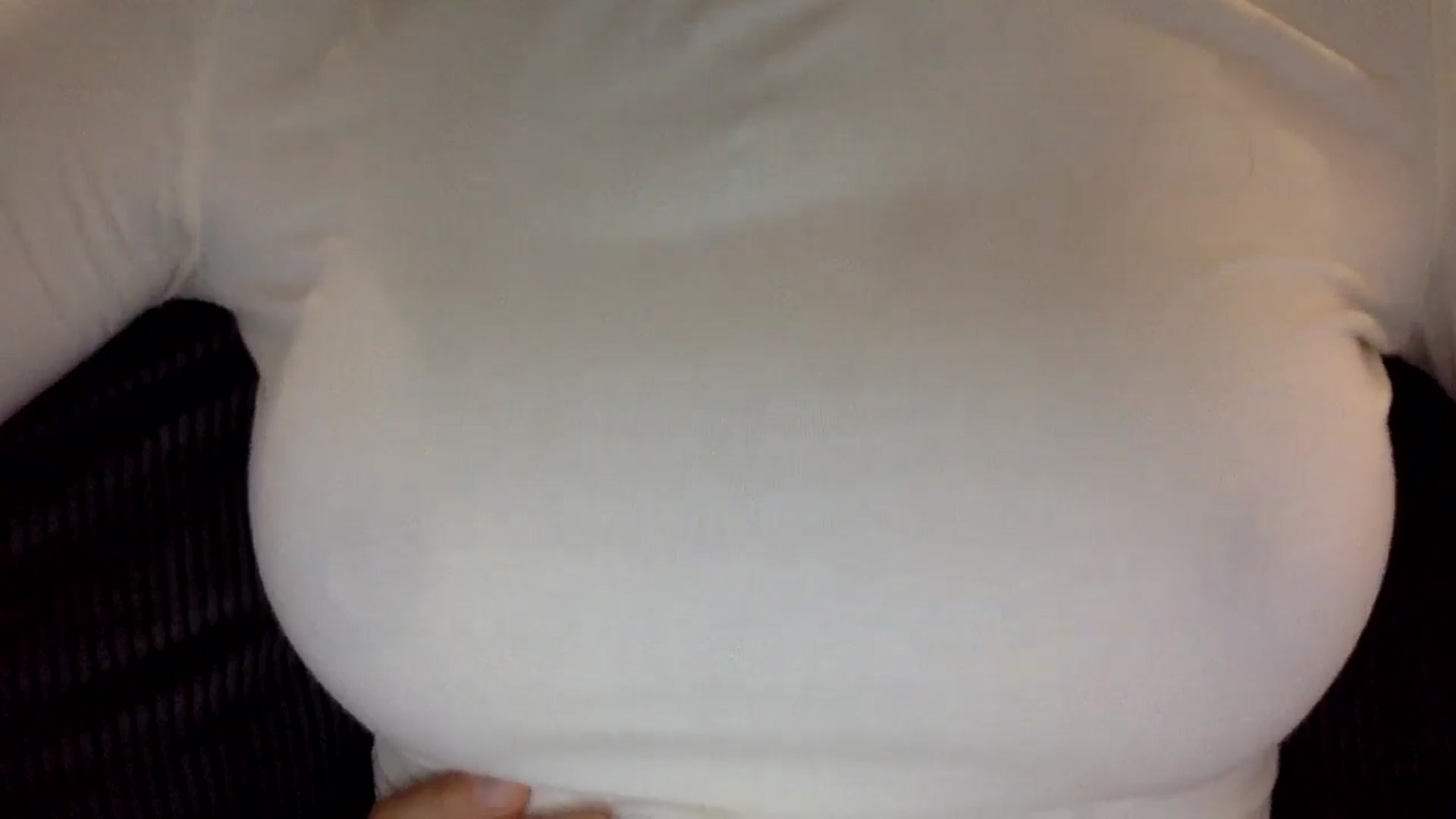 Gallery image thumbnail from EgoisticKitty's myfreecams stream on, 10/19/2024, 12:33 image 14 of 20