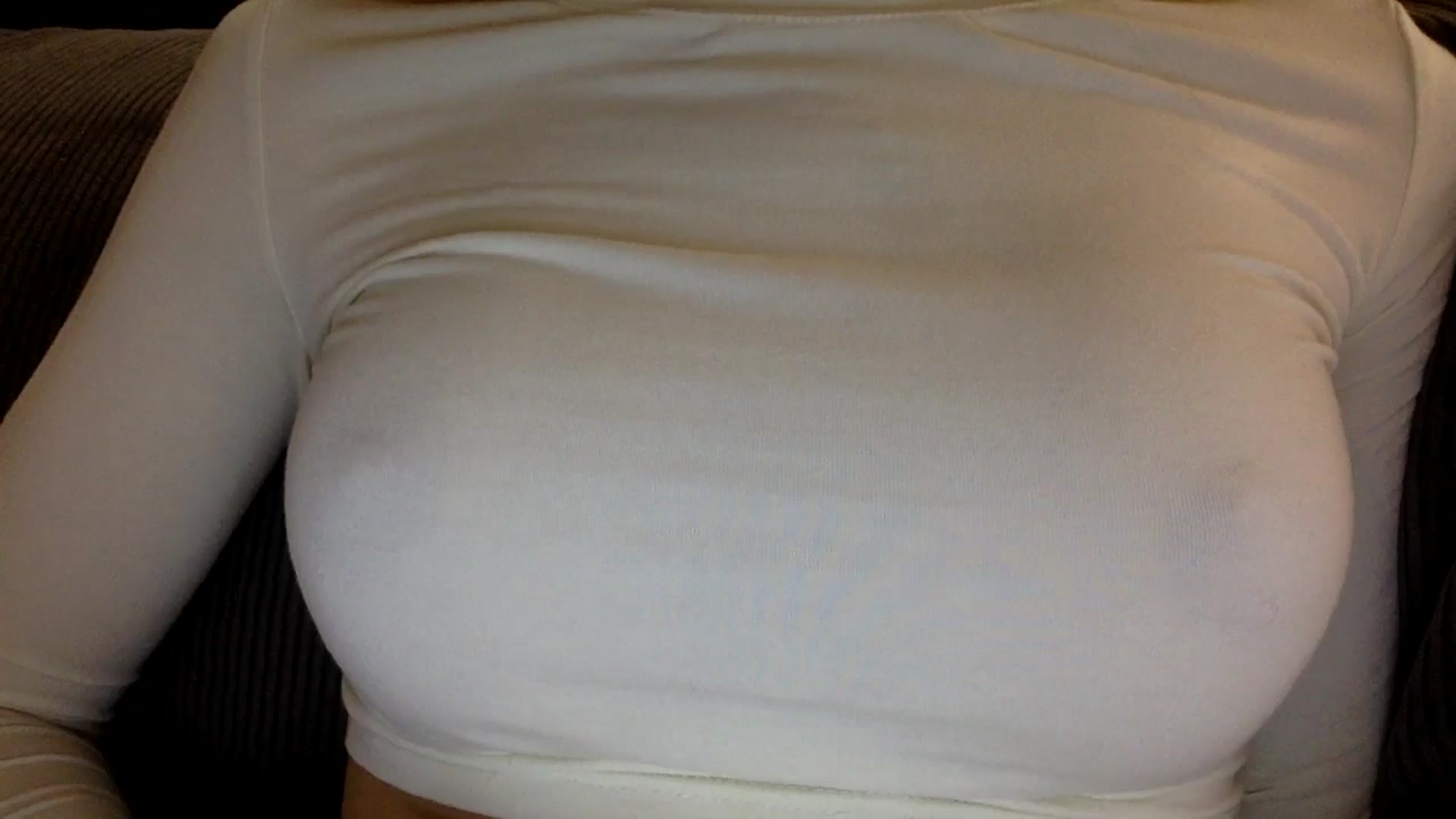 Gallery image thumbnail from EgoisticKitty's myfreecams stream on, 10/19/2024, 17:41 image 18 of 20