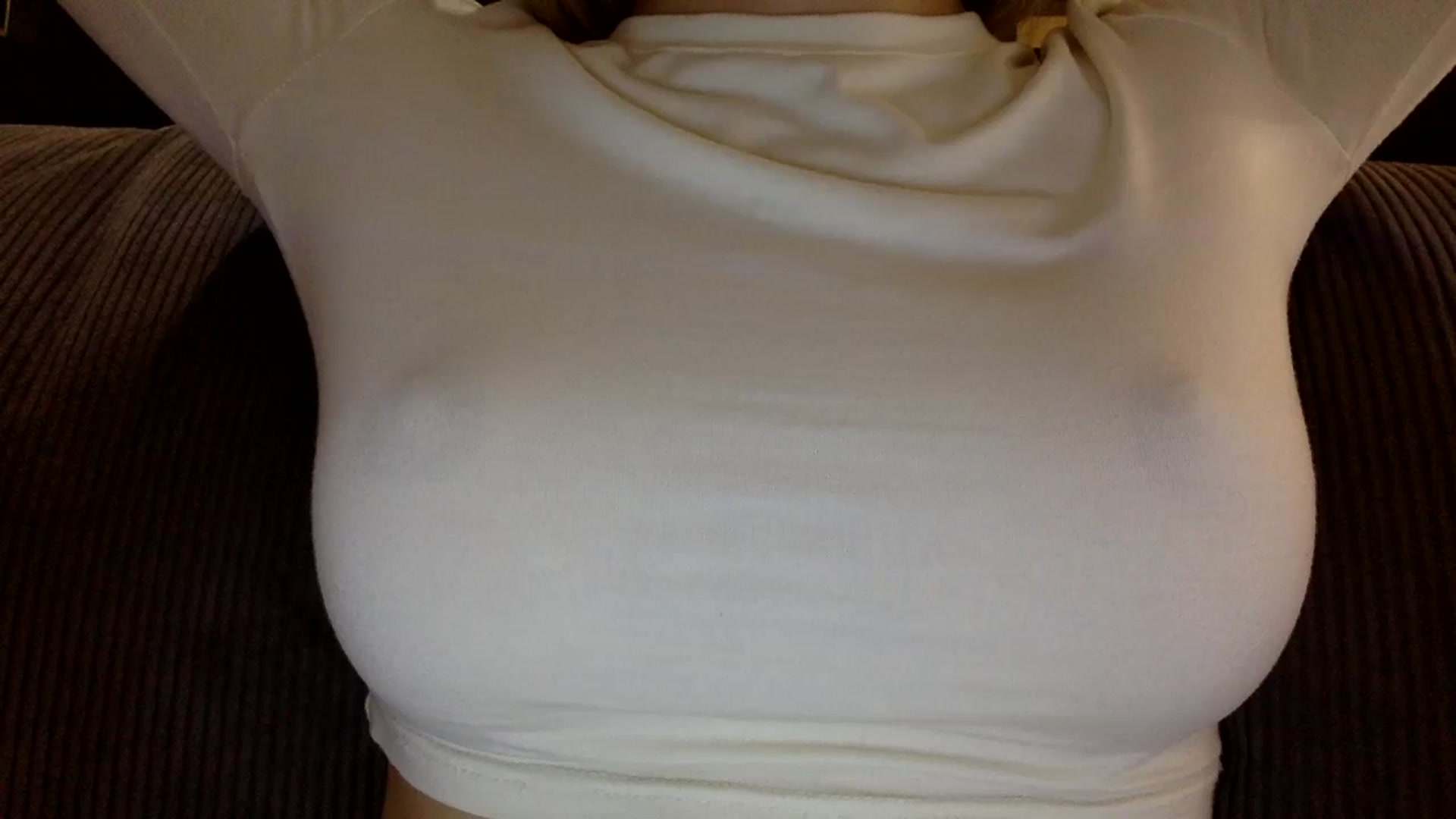 Gallery image thumbnail from EgoisticKitty's myfreecams stream on, 10/19/2024, 17:41 image 2 of 20
