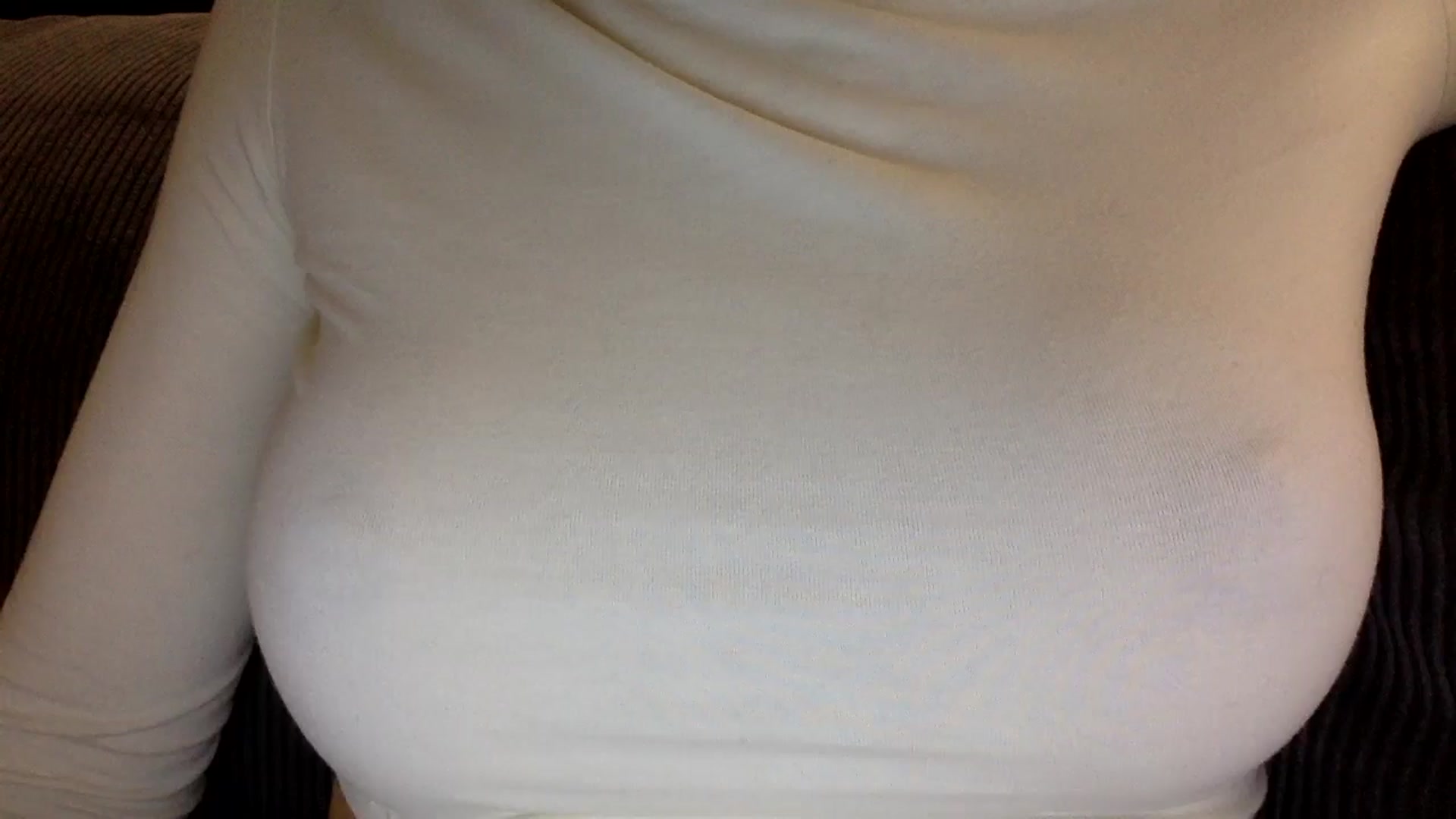 Gallery image thumbnail from EgoisticKitty's myfreecams stream on, 10/19/2024, 18:04 image 6 of 20