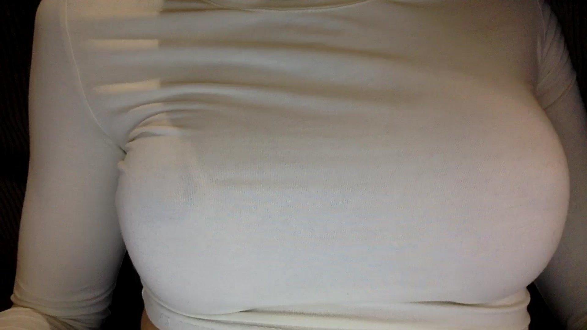 Gallery image thumbnail from EgoisticKitty's myfreecams stream on, 10/19/2024, 18:04 image 19 of 20