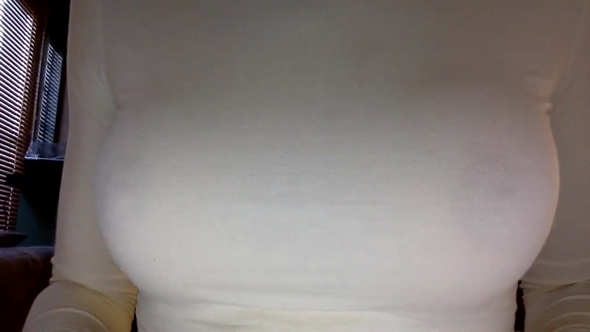 Gallery image thumbnail from EgoisticKitty's myfreecams stream on, 10/21/2024, 11:12 image 2 of 20