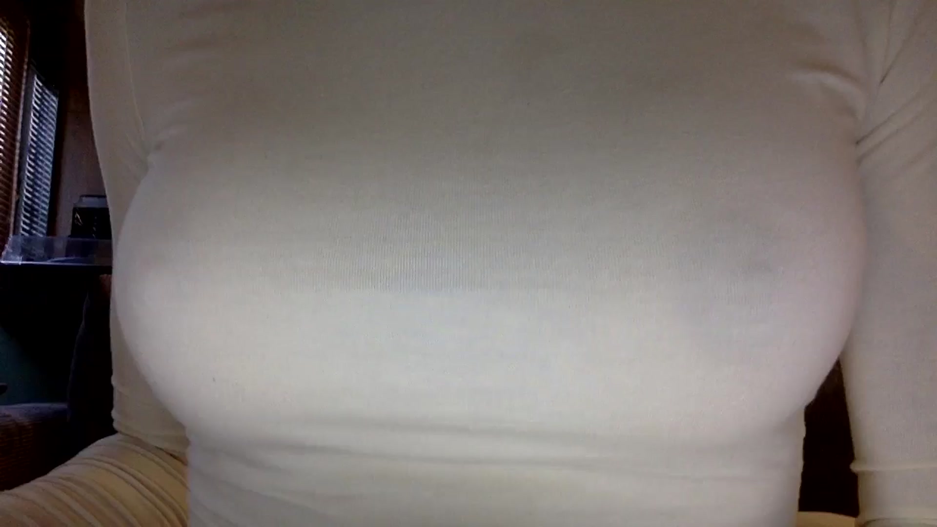 Gallery image thumbnail from EgoisticKitty's myfreecams stream on, 10/21/2024, 11:12 image 1 of 20