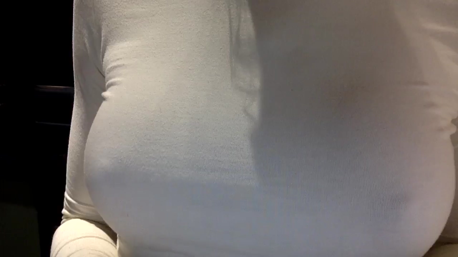 Gallery image thumbnail from EgoisticKitty's myfreecams stream on, 10/21/2024, 11:40 image 1 of 20