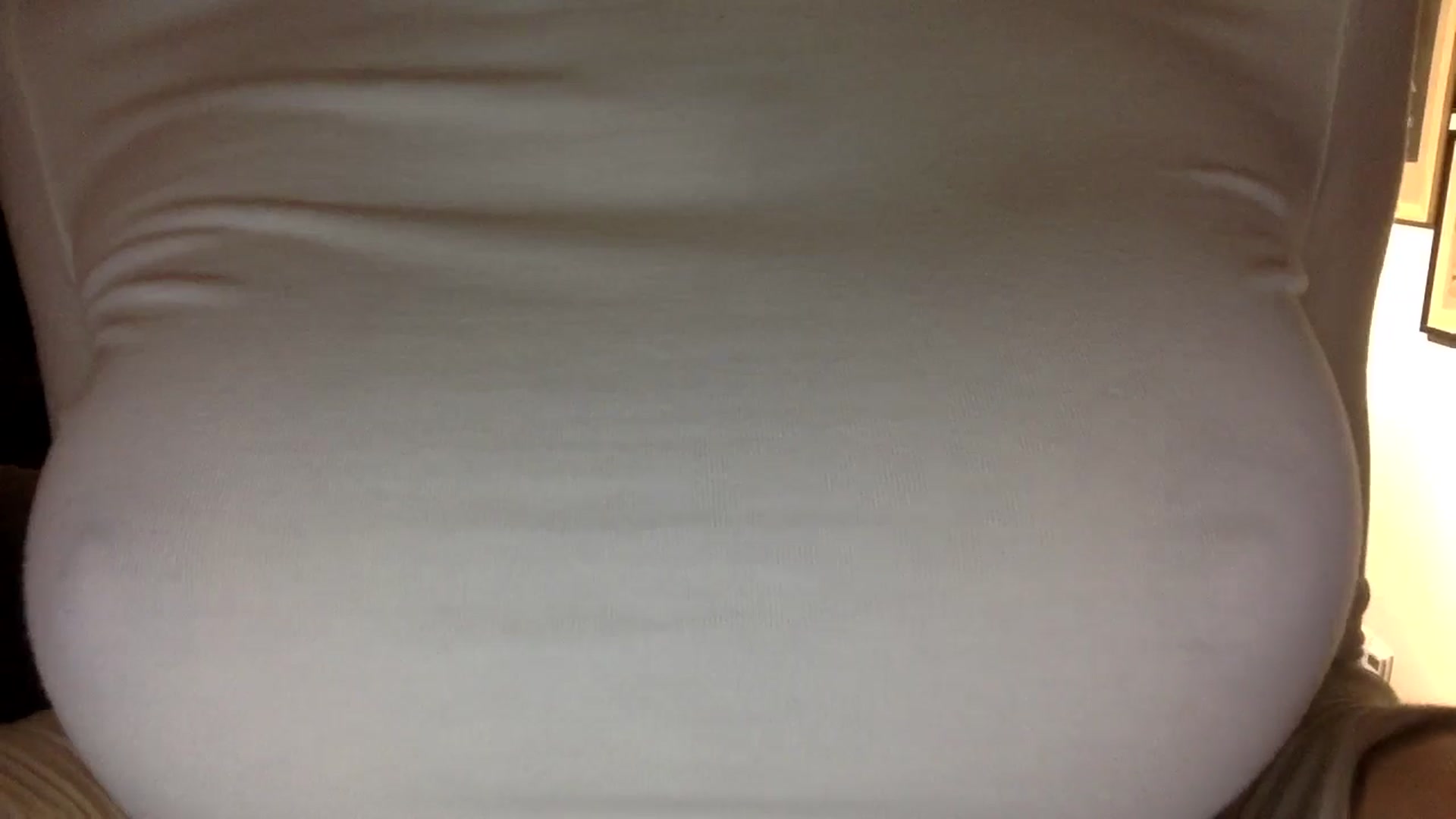 Gallery image thumbnail from EgoisticKitty's myfreecams stream on, 10/21/2024, 15:01 image 10 of 20