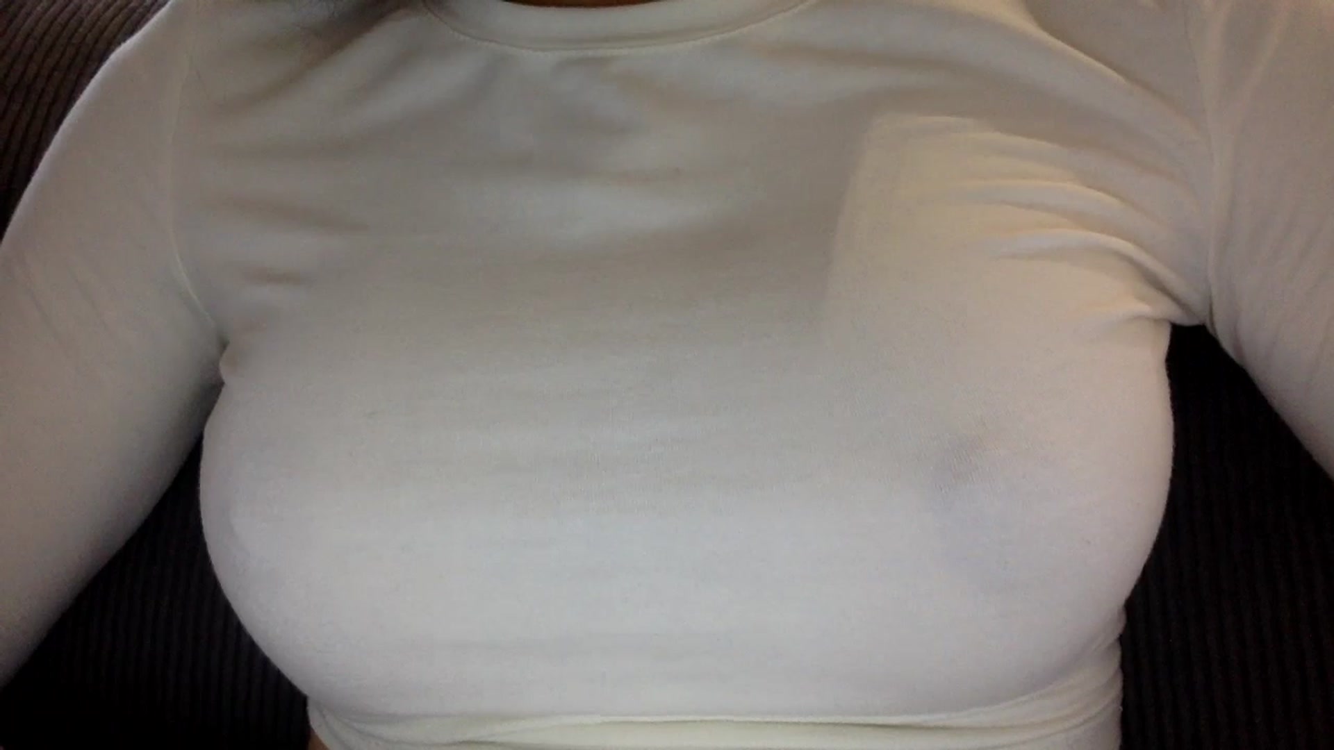 Gallery image thumbnail from EgoisticKitty's myfreecams stream on, 10/22/2024, 11:14 image 3 of 20