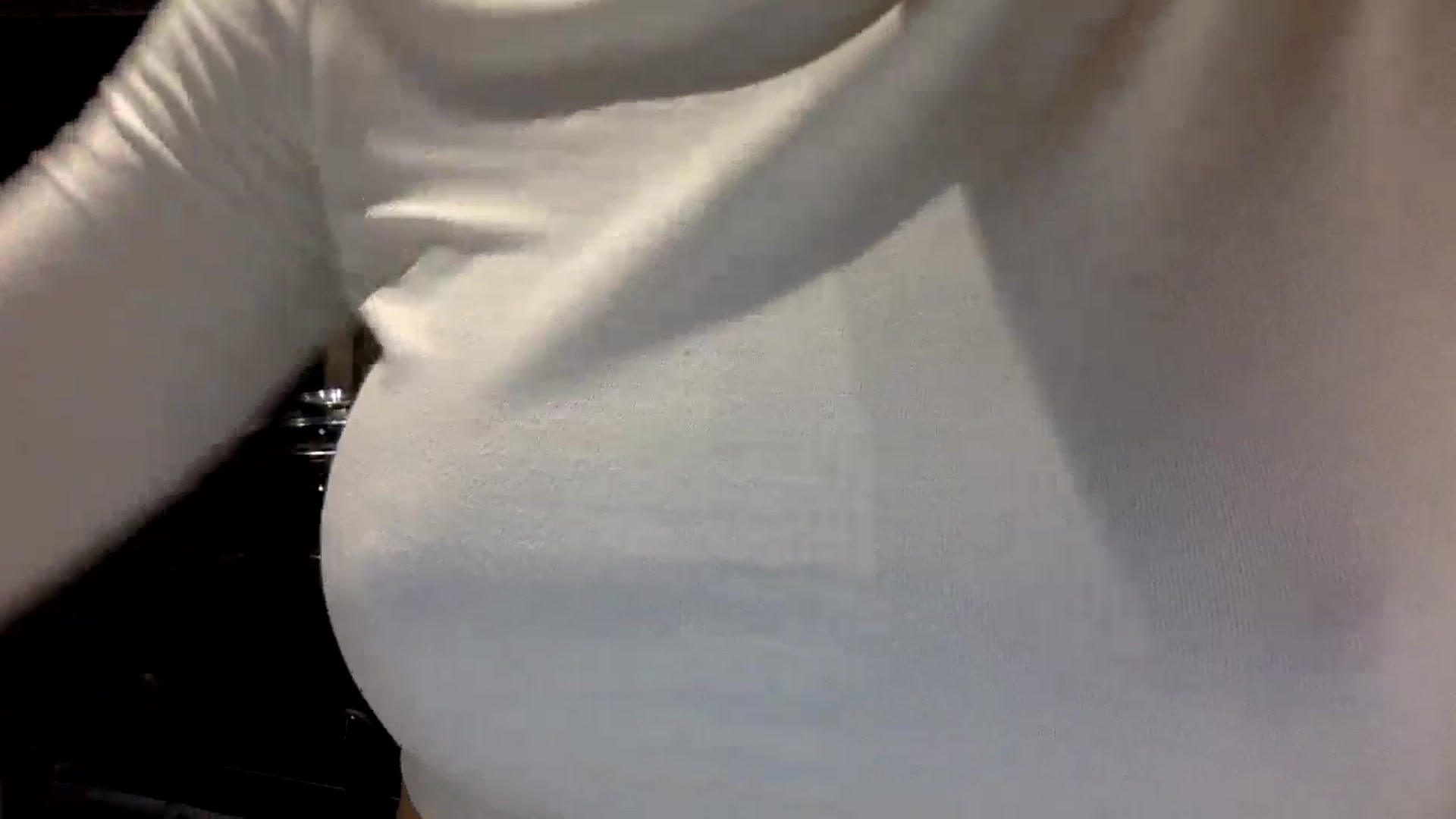 Gallery image thumbnail from EgoisticKitty's myfreecams stream on, 10/22/2024, 15:41 image 11 of 20