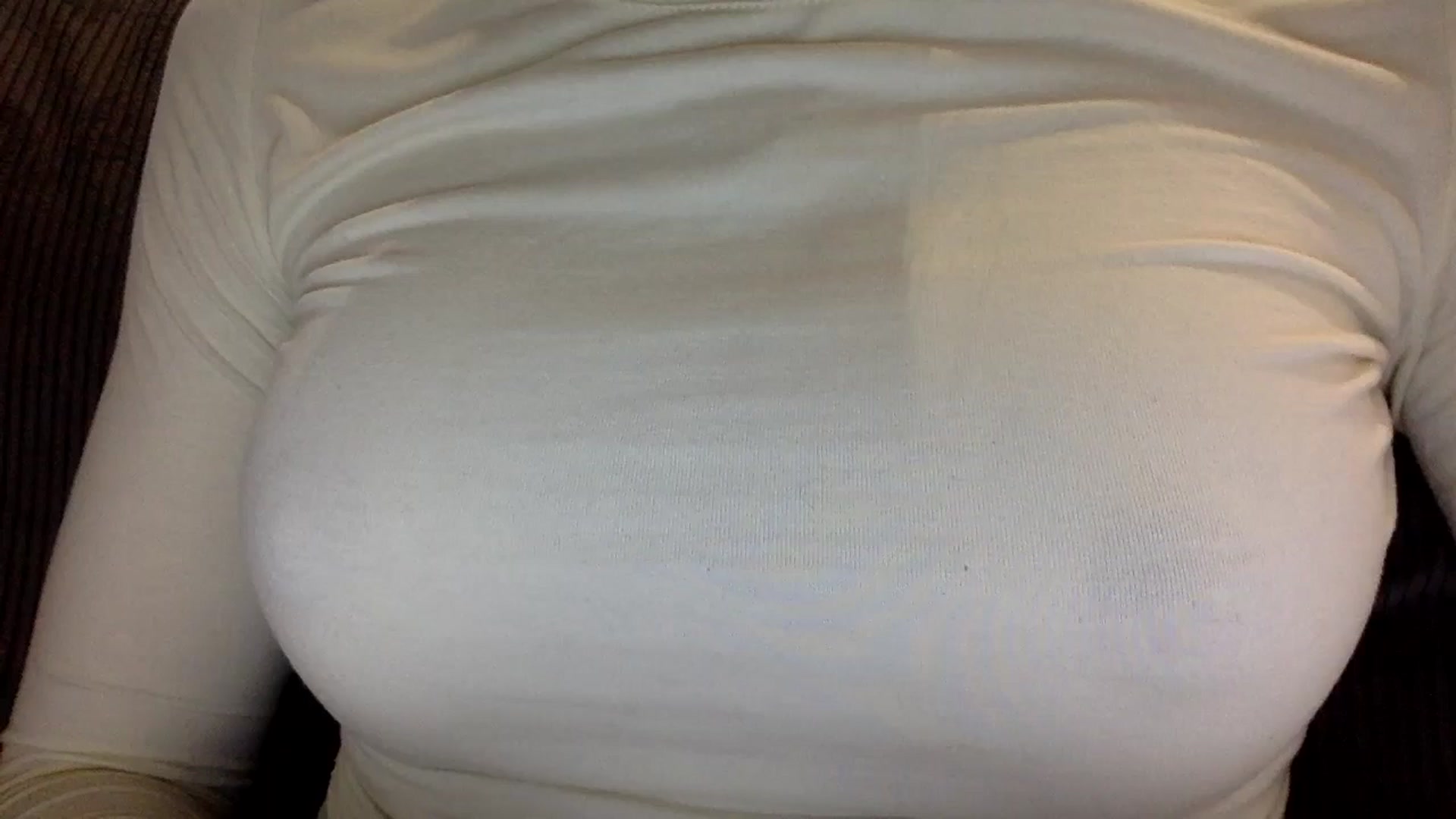 Gallery image thumbnail from EgoisticKitty's myfreecams stream on, 10/23/2024, 10:23 image 13 of 20
