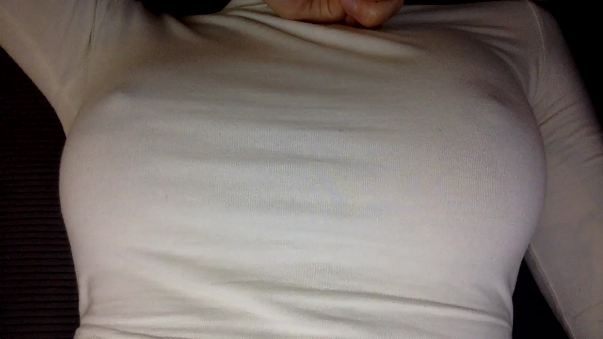 Gallery image thumbnail from EgoisticKitty's myfreecams stream on, 10/23/2024, 12:33 image 20 of 20
