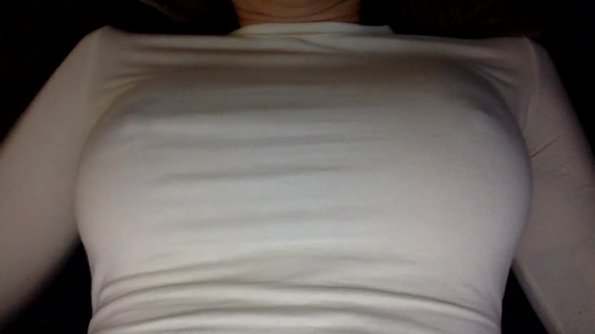 Gallery image thumbnail from EgoisticKitty's myfreecams stream on, 10/23/2024, 12:33 image 18 of 20
