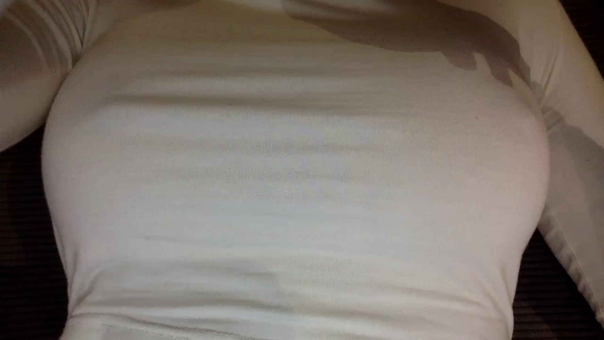 Gallery image thumbnail from EgoisticKitty's myfreecams stream on, 10/26/2024, 13:11 image 17 of 20