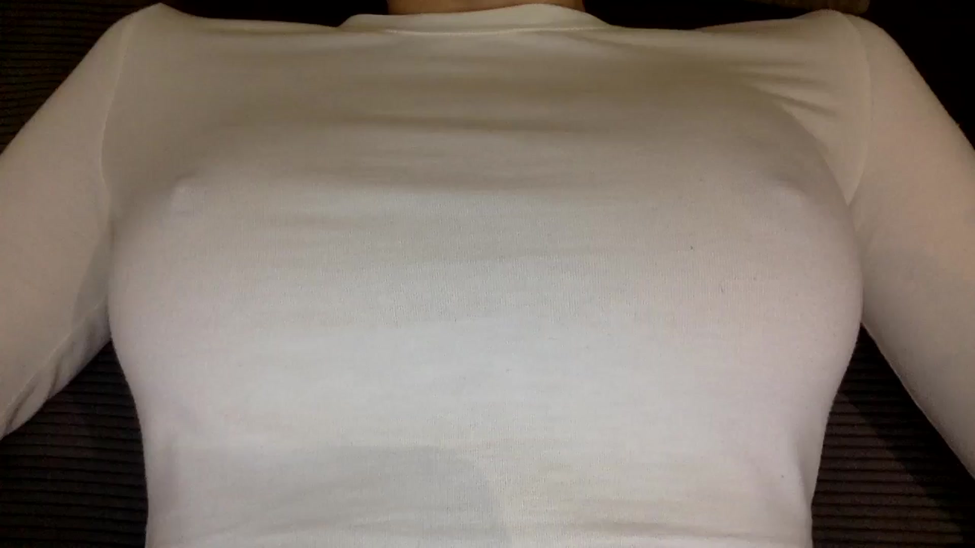 Gallery image thumbnail from EgoisticKitty's myfreecams stream on, 10/27/2024, 13:36 image 1 of 20