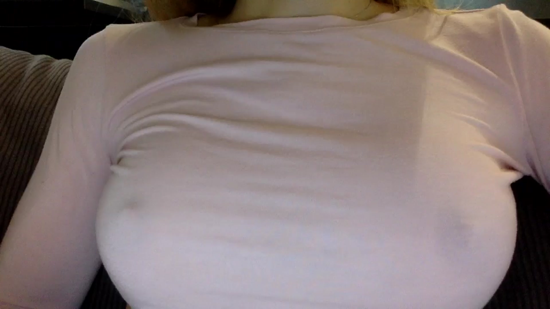 Gallery image thumbnail from EgoisticKitty's myfreecams stream on, 10/28/2024, 09:07 image 1 of 20