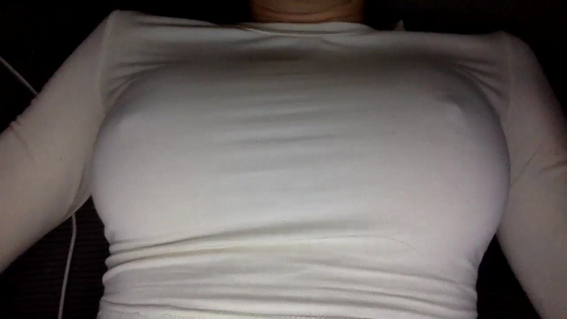 Gallery image thumbnail from EgoisticKitty's myfreecams stream on, 10/29/2024, 11:00 image 20 of 20