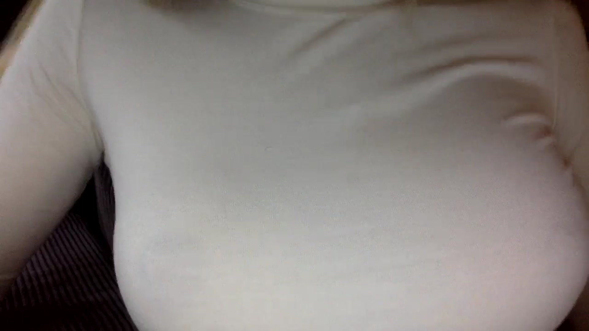 Gallery image thumbnail from EgoisticKitty's myfreecams stream on, 10/29/2024, 11:58 image 18 of 20