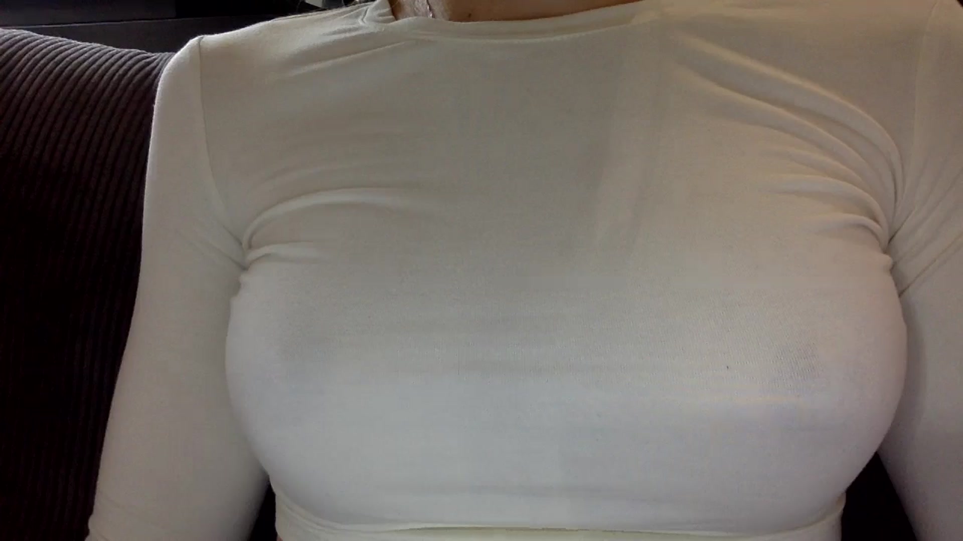 Gallery image thumbnail from EgoisticKitty's myfreecams stream on, 10/31/2024, 09:40 image 10 of 20