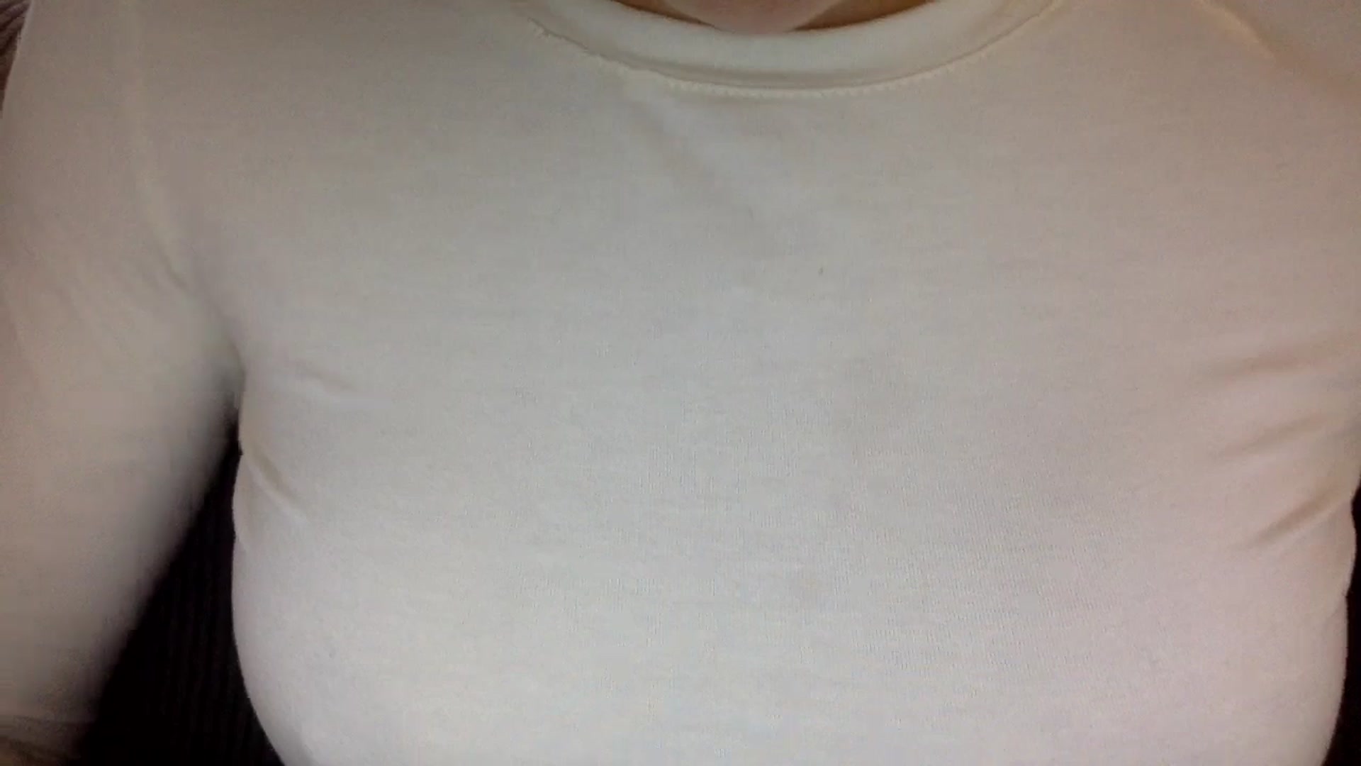Gallery image thumbnail from EgoisticKitty's myfreecams stream on, 10/31/2024, 09:40 image 4 of 20