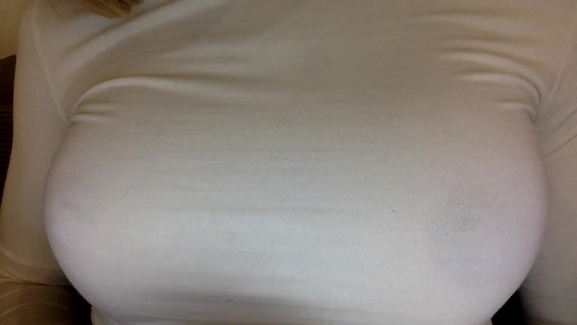 Gallery image thumbnail from EgoisticKitty's myfreecams stream on, 11/04/2024, 14:09 image 3 of 20