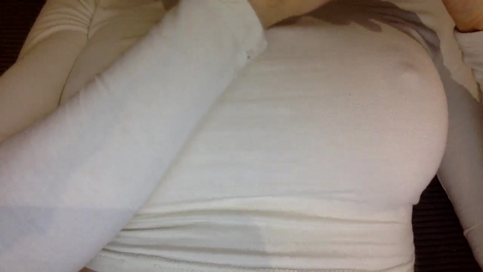 Gallery image thumbnail from EgoisticKitty's myfreecams stream on, 11/04/2024, 17:00 image 15 of 20