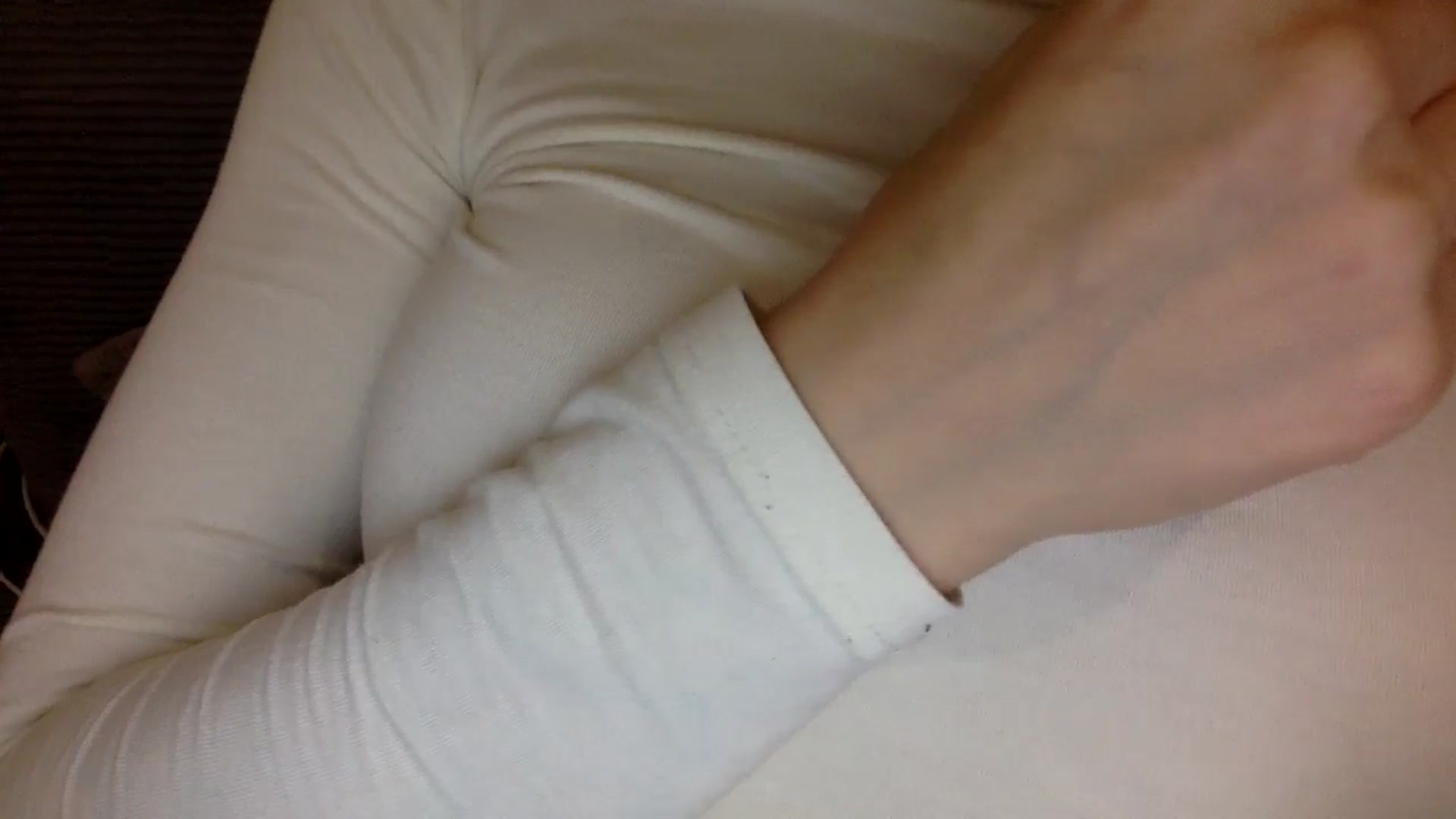 Gallery image thumbnail from EgoisticKitty's myfreecams stream on, 11/04/2024, 17:00 image 8 of 20