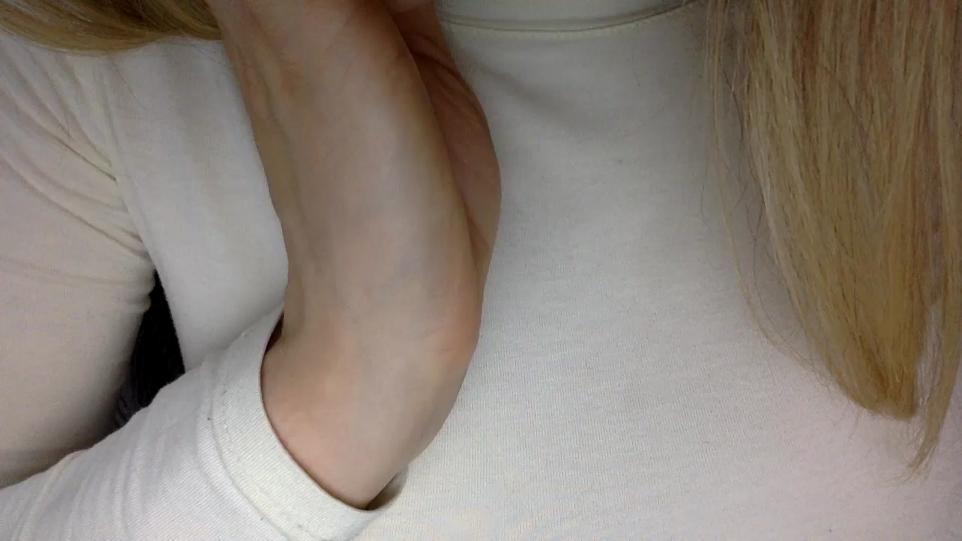 Gallery image thumbnail from EgoisticKitty's myfreecams stream on, 11/05/2024, 10:53 image 17 of 20
