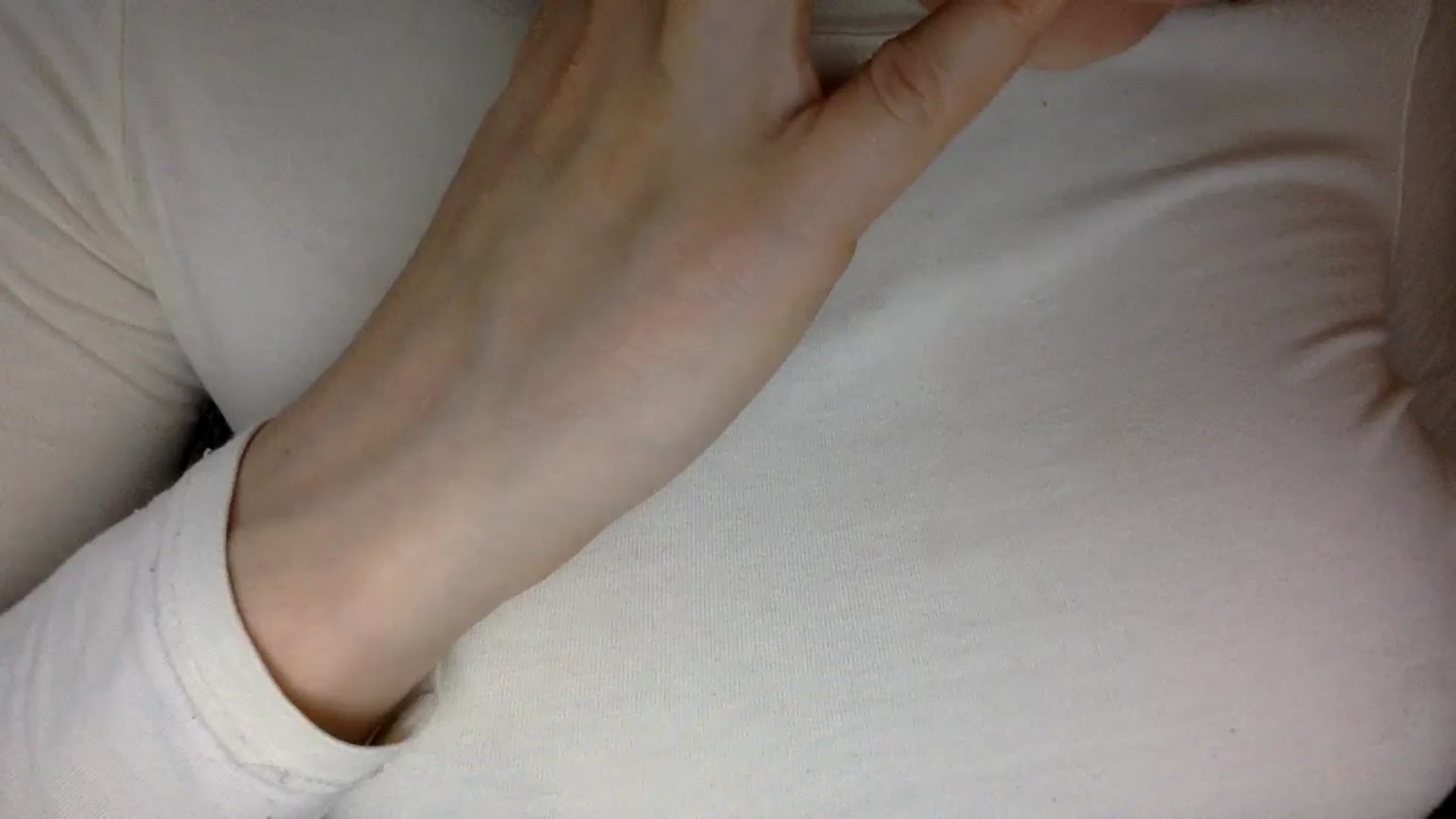 Gallery image thumbnail from EgoisticKitty's myfreecams stream on, 11/05/2024, 10:53 image 15 of 20