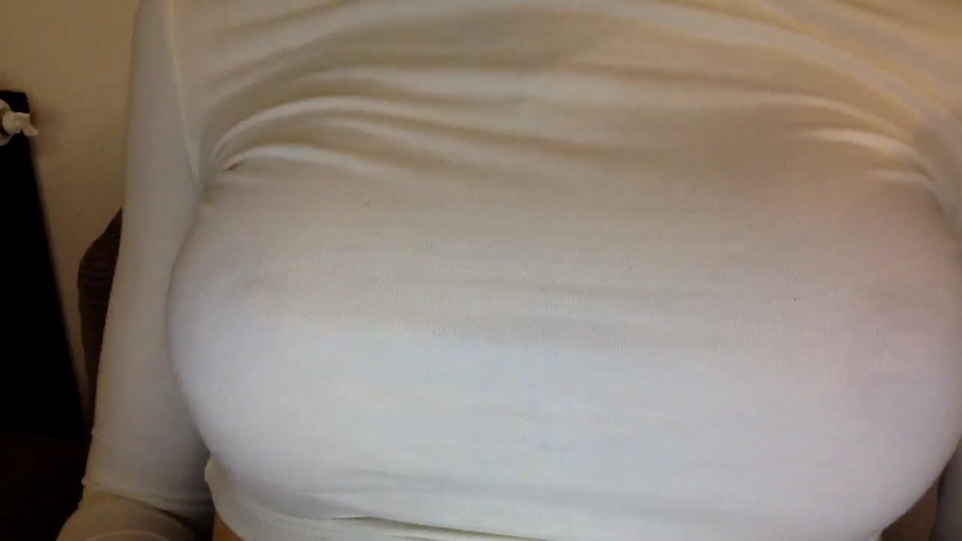 Gallery image thumbnail from EgoisticKitty's myfreecams stream on, 11/05/2024, 15:10 image 11 of 20